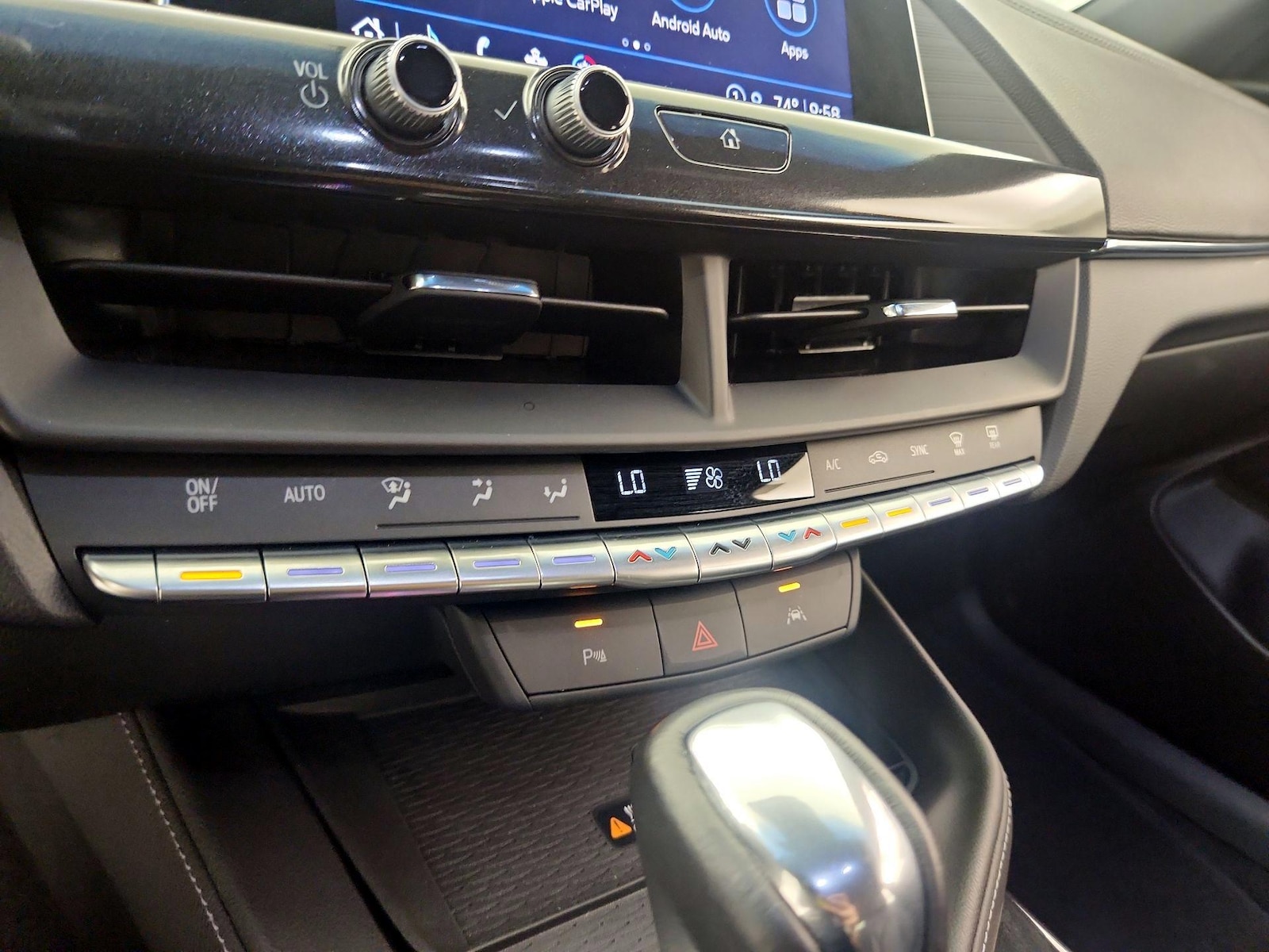 2023 Cadillac CT4 Luxury - Photo 17