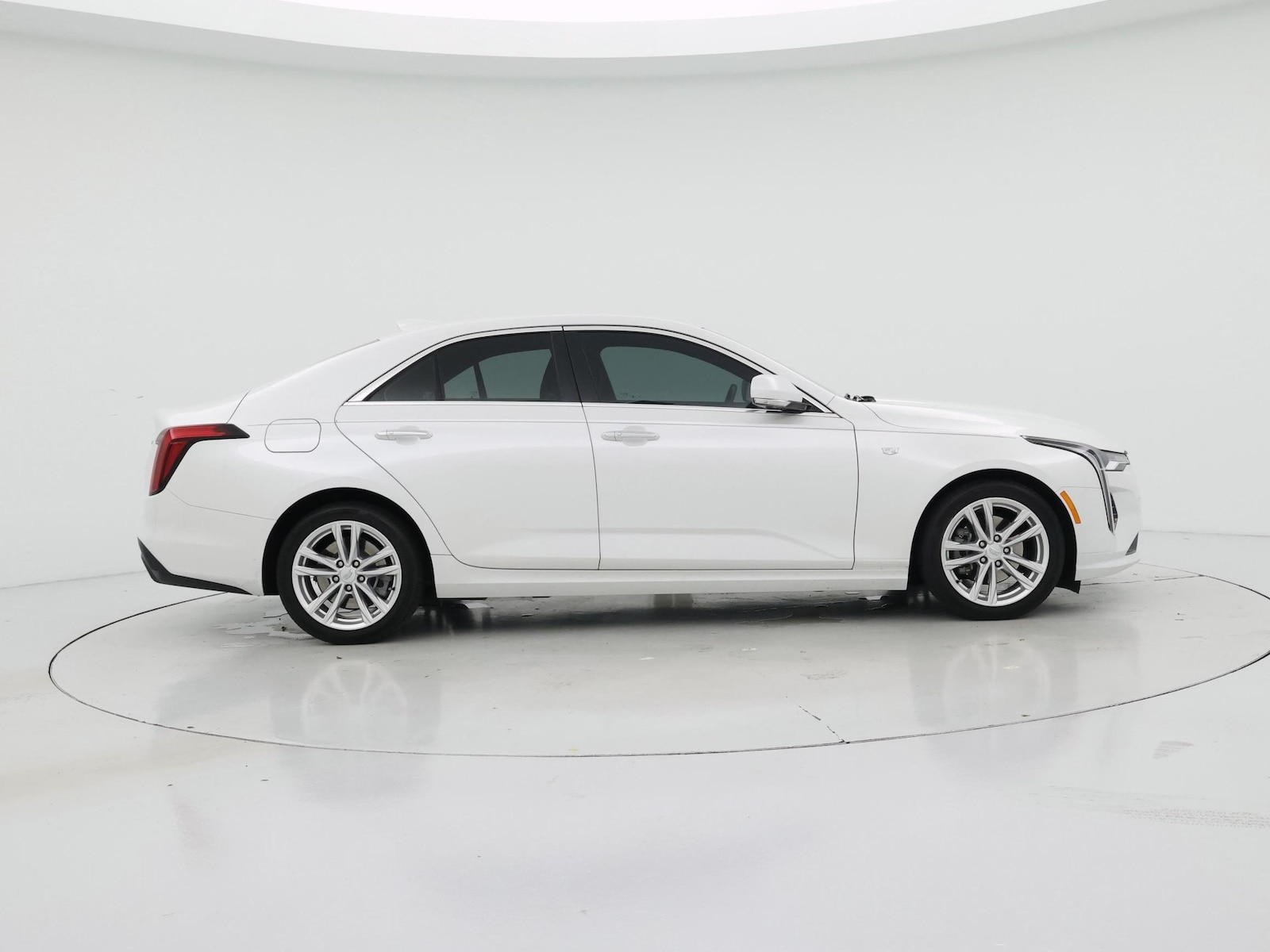 2023 Cadillac CT4 Luxury - Photo 8