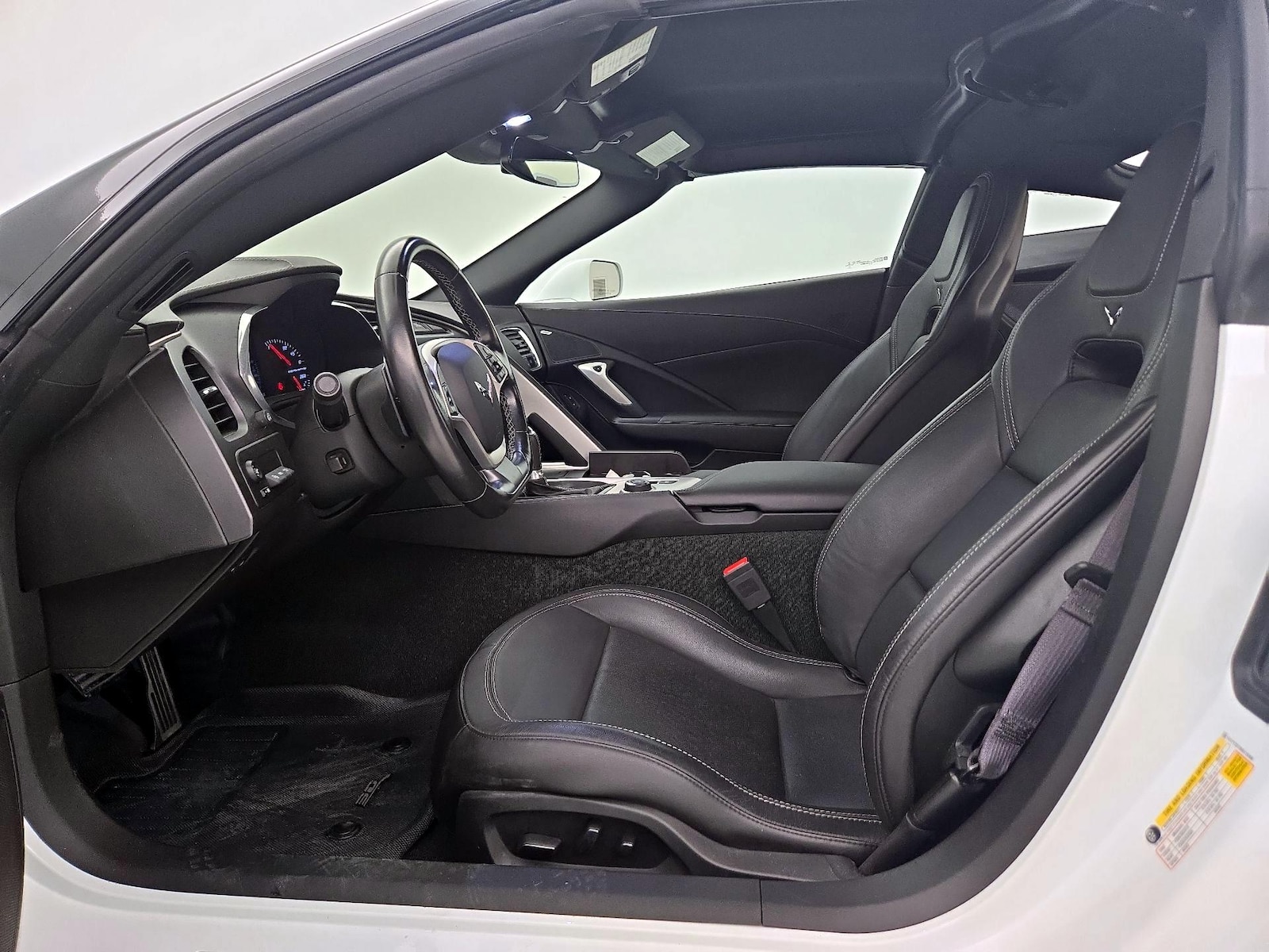 2017 Chevrolet Corvette 2LT - Photo 12
