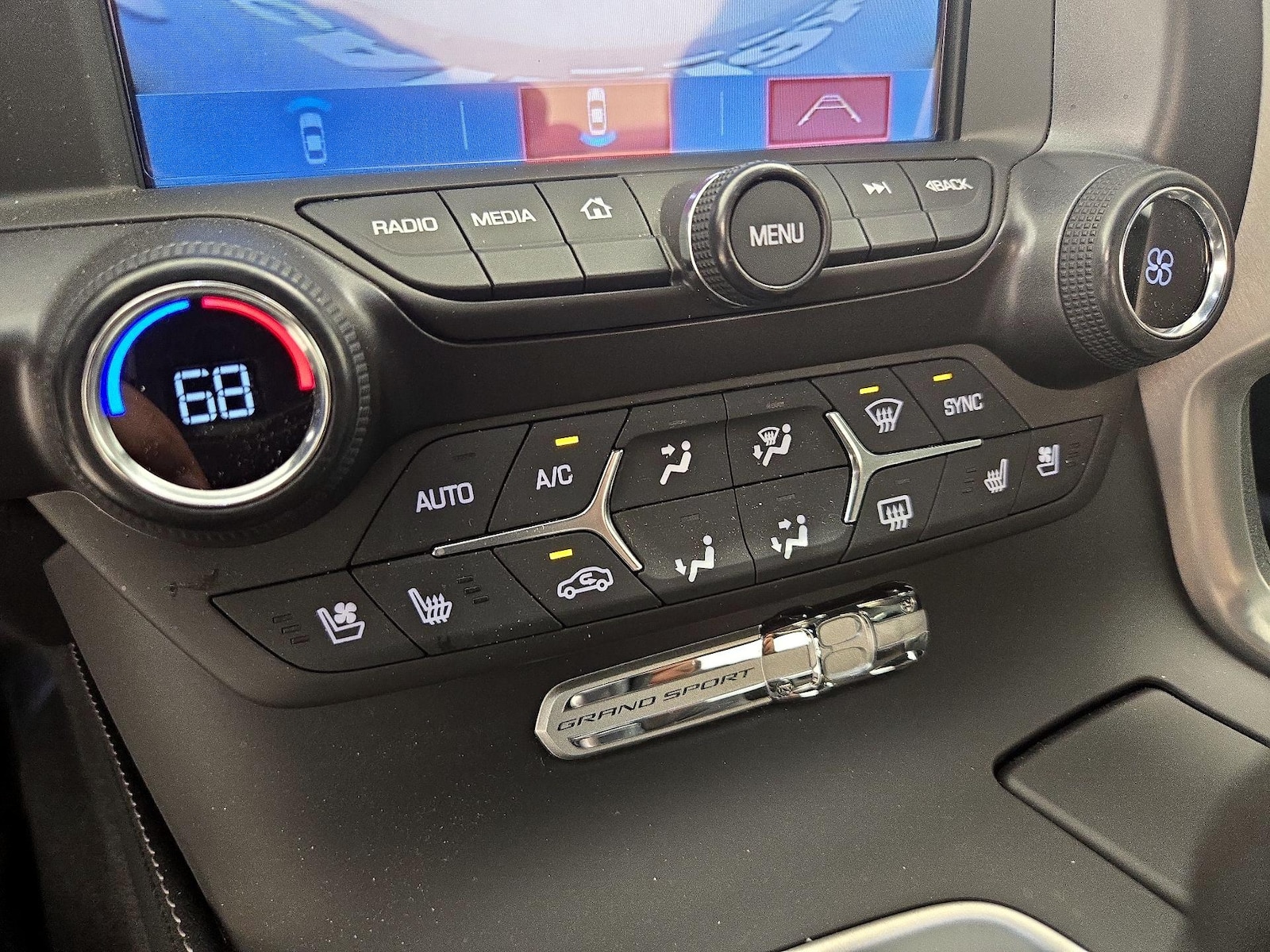 2017 Chevrolet Corvette 2LT - Photo 18