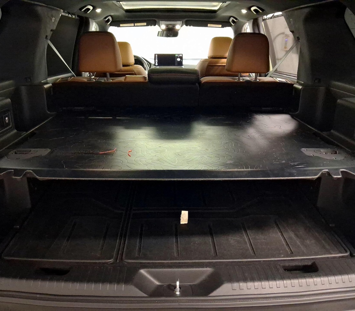 Trunk/Cargo (Seats Up)