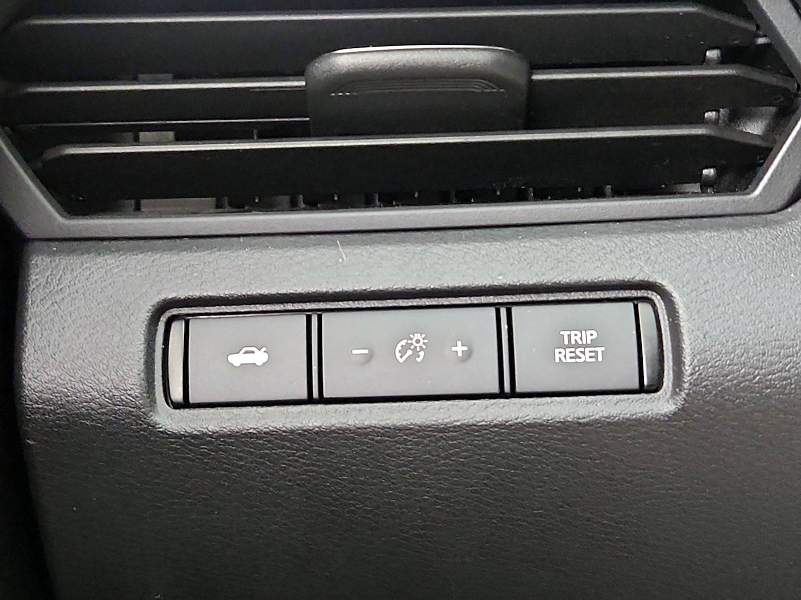 2019 Nissan Altima S - Photo 14