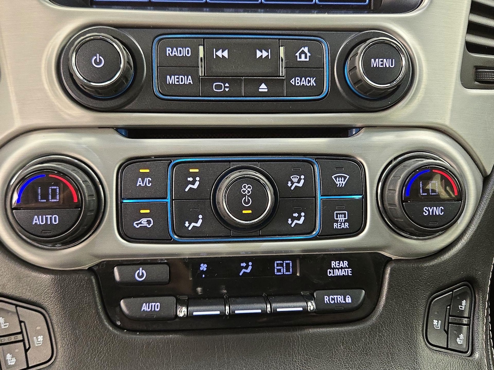 2018 GMC Yukon SLT - Photo 18