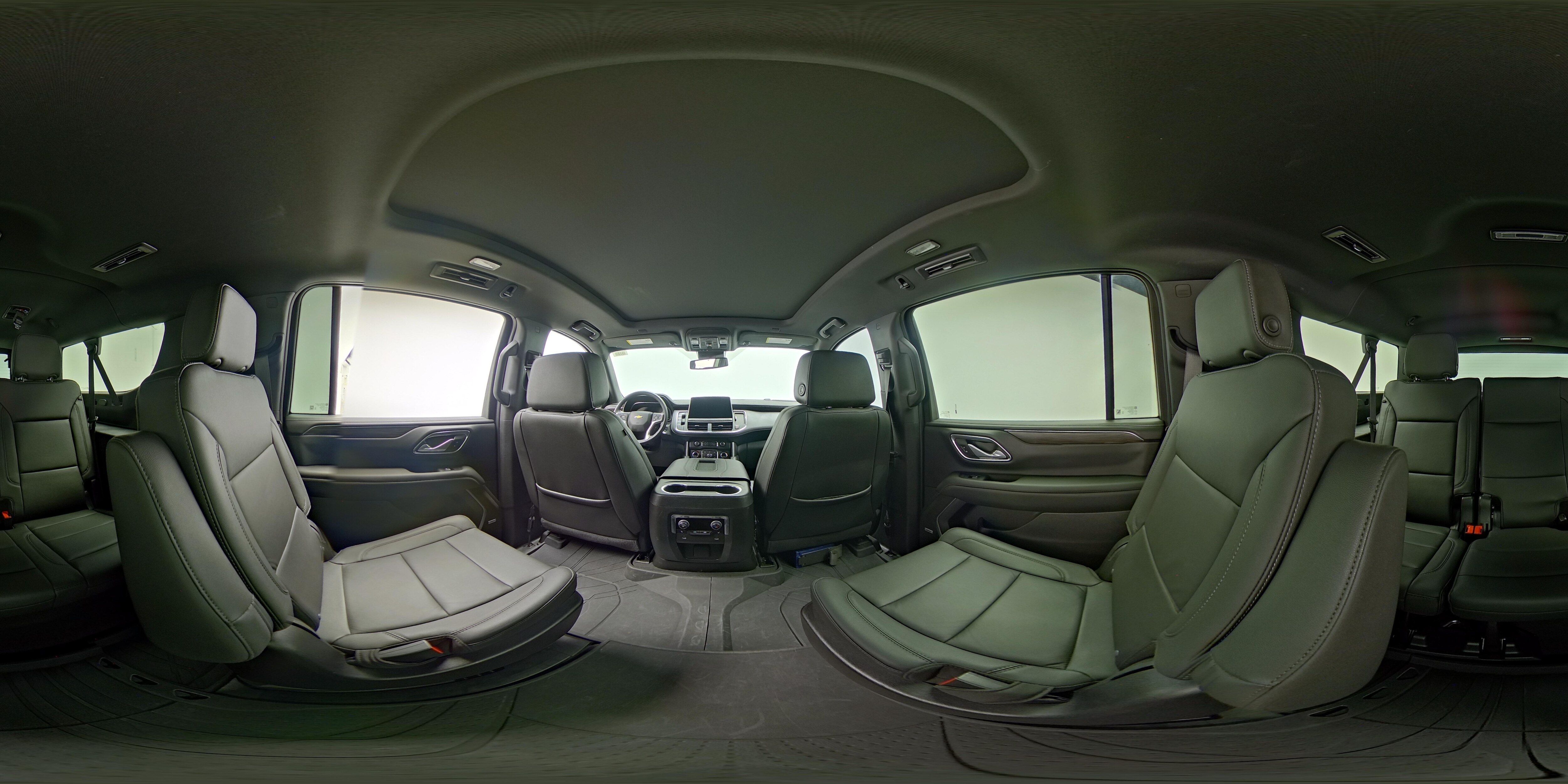 2024 Chevrolet Suburban LT - Photo 27