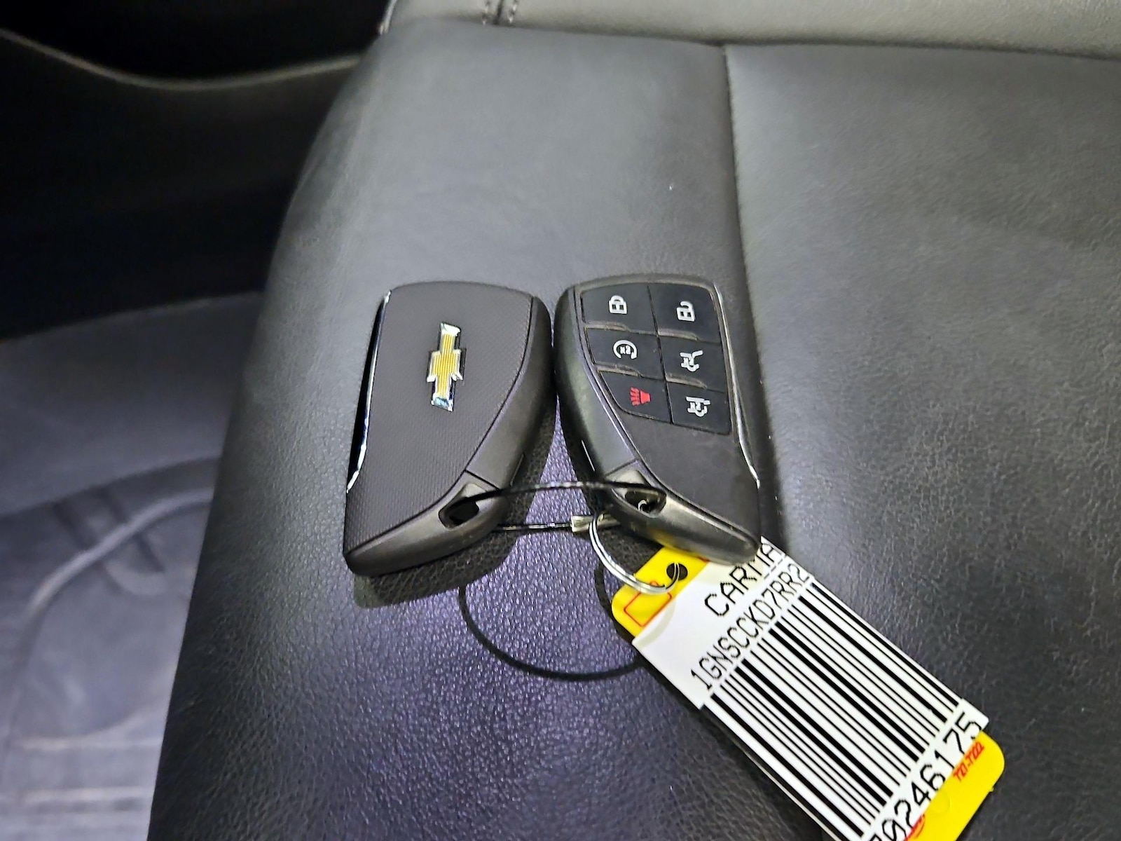 2024 Chevrolet Suburban LT - Photo 25