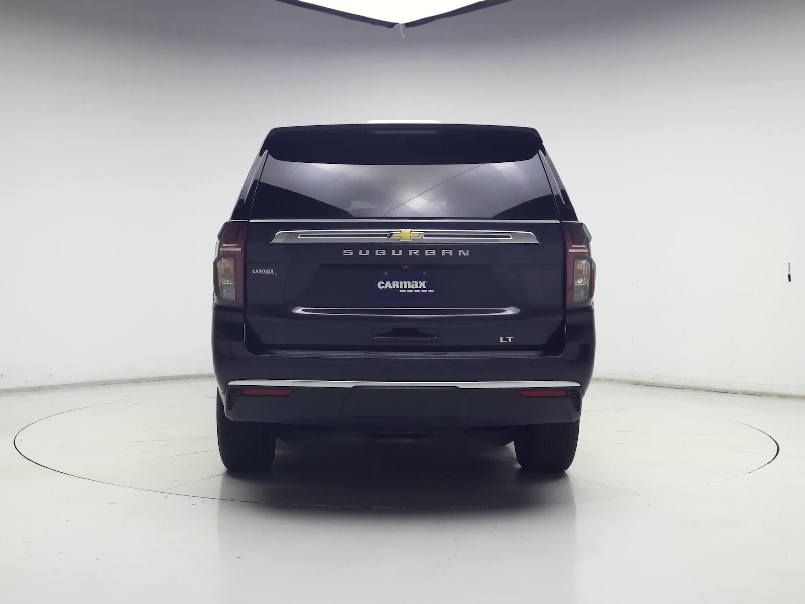 2024 Chevrolet Suburban LT - Photo 7