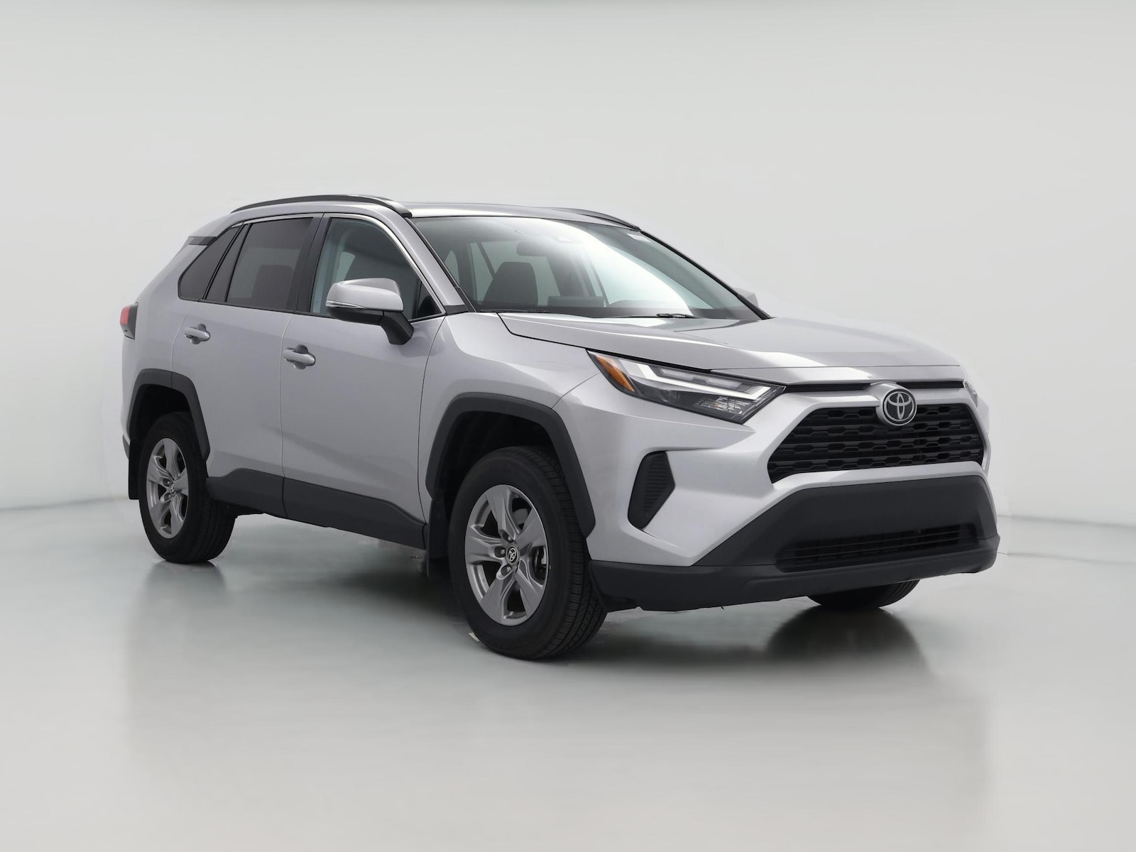 2024 Toyota RAV4 XLE - Photo 1