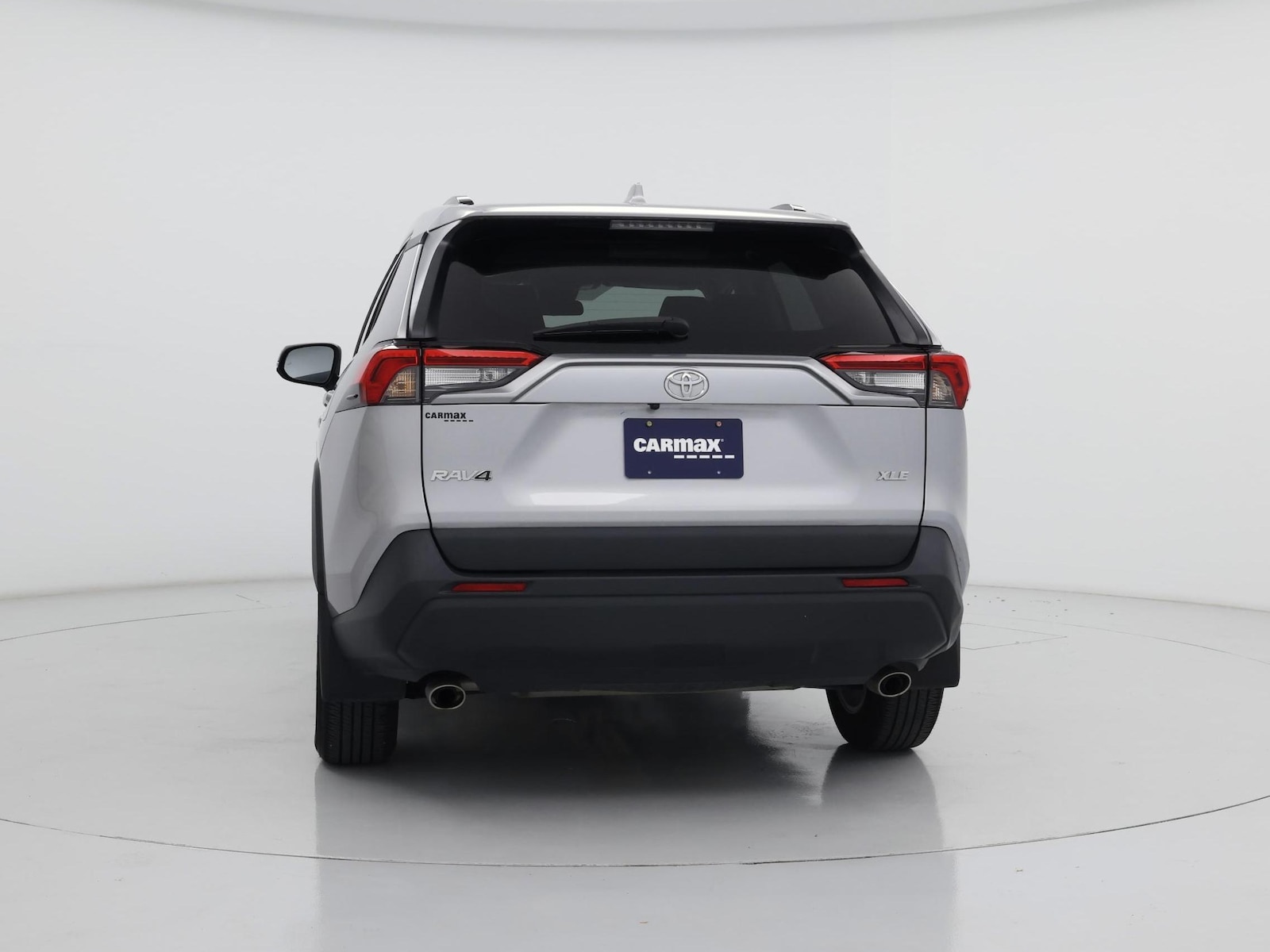 2024 Toyota RAV4 XLE - Photo 7
