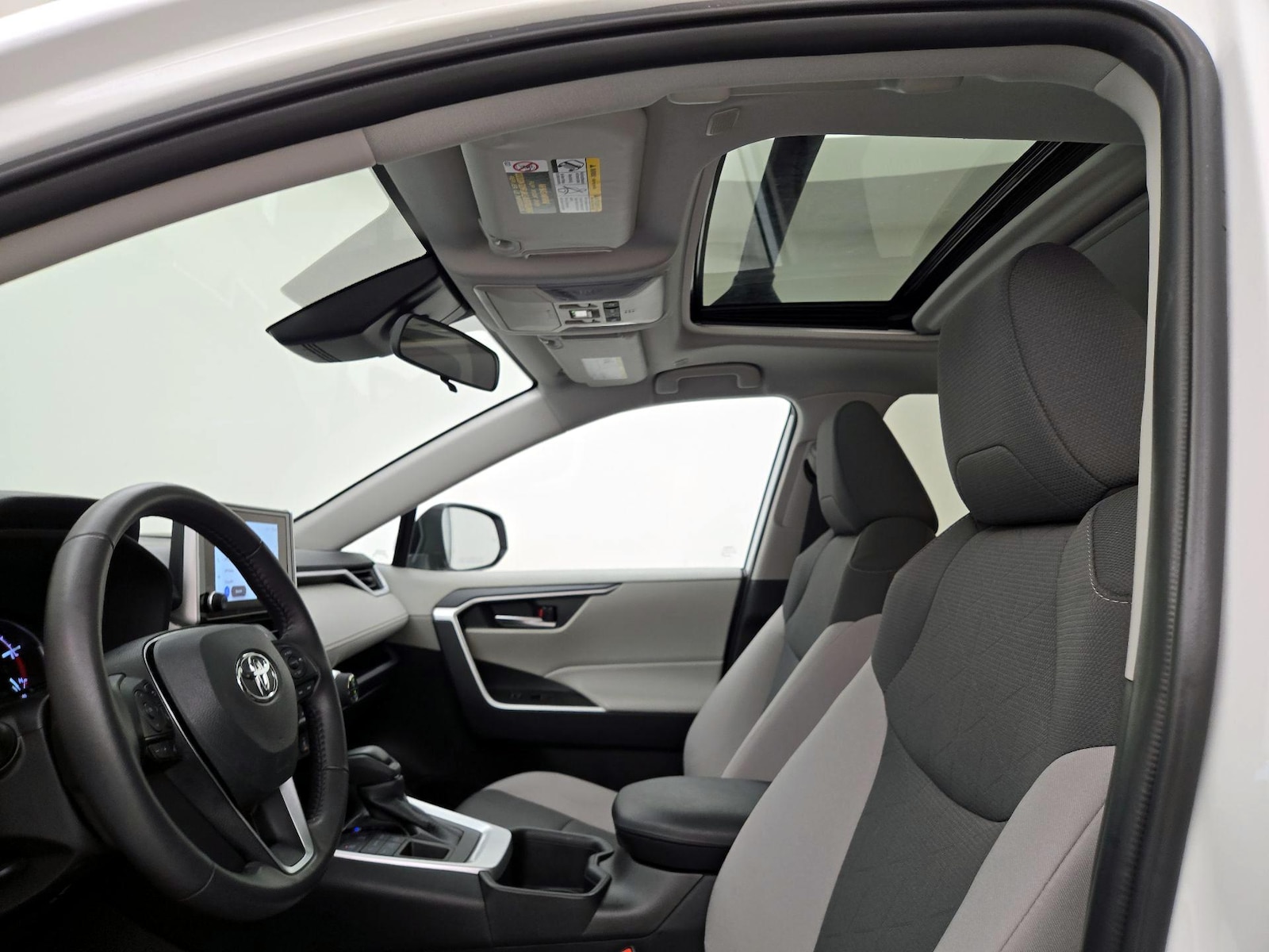 Sunroof(s) & Overhead Airbags