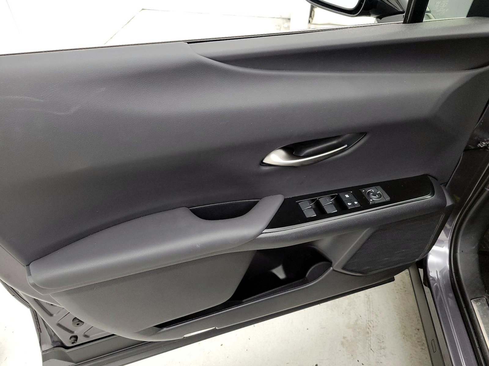 2023 Lexus UX Hybrid 250h Premium - Photo 13