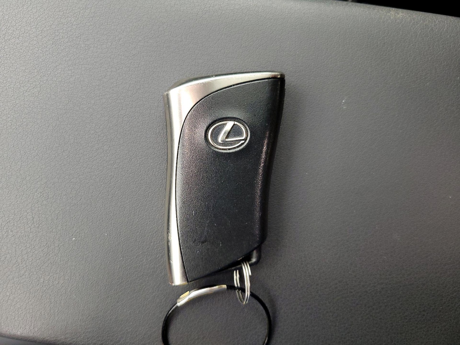 2023 Lexus UX Hybrid 250h Premium - Photo 24