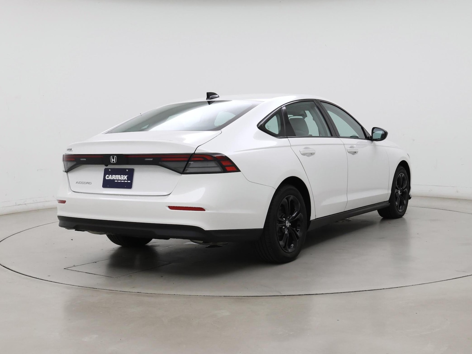 2025 Honda Accord SE - Photo 9
