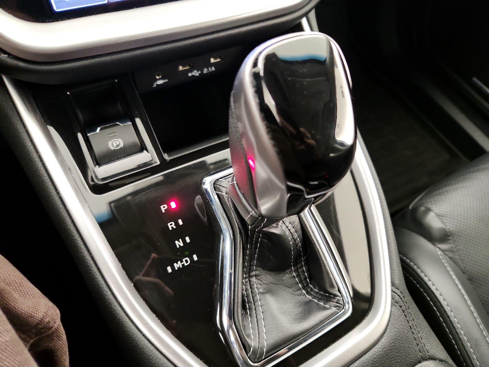 2021 Subaru Outback Limited - Photo 16