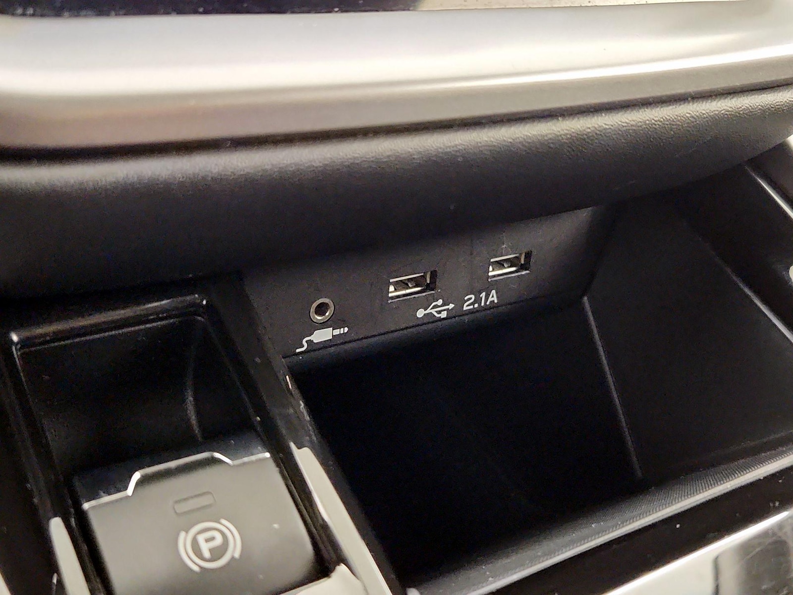 2021 Subaru Outback Limited - Photo 17