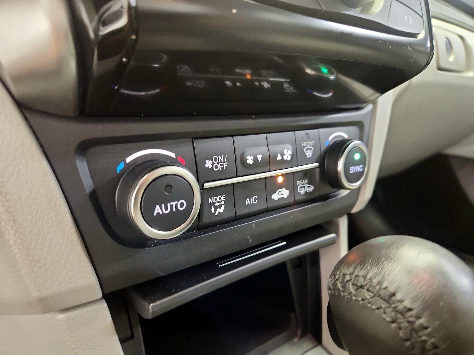 2020 Acura ILX Premium - Photo 17