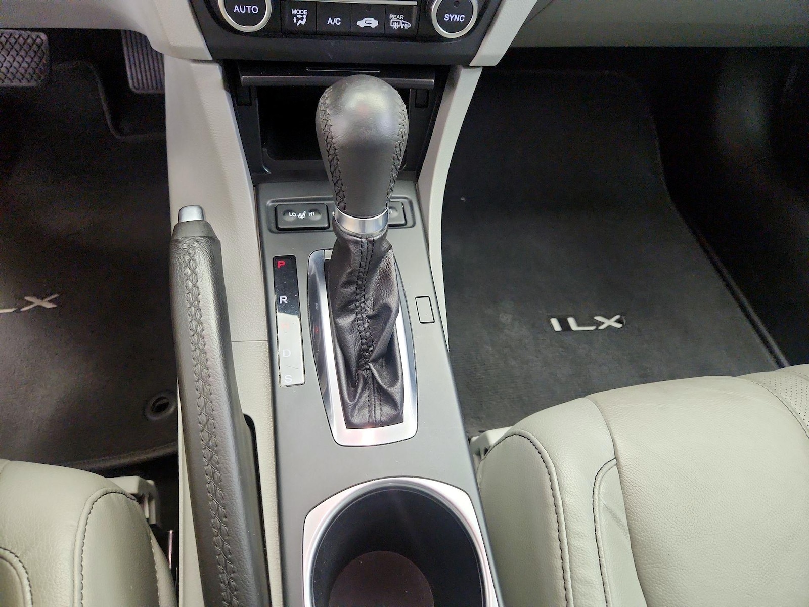 2020 Acura ILX Premium - Photo 18