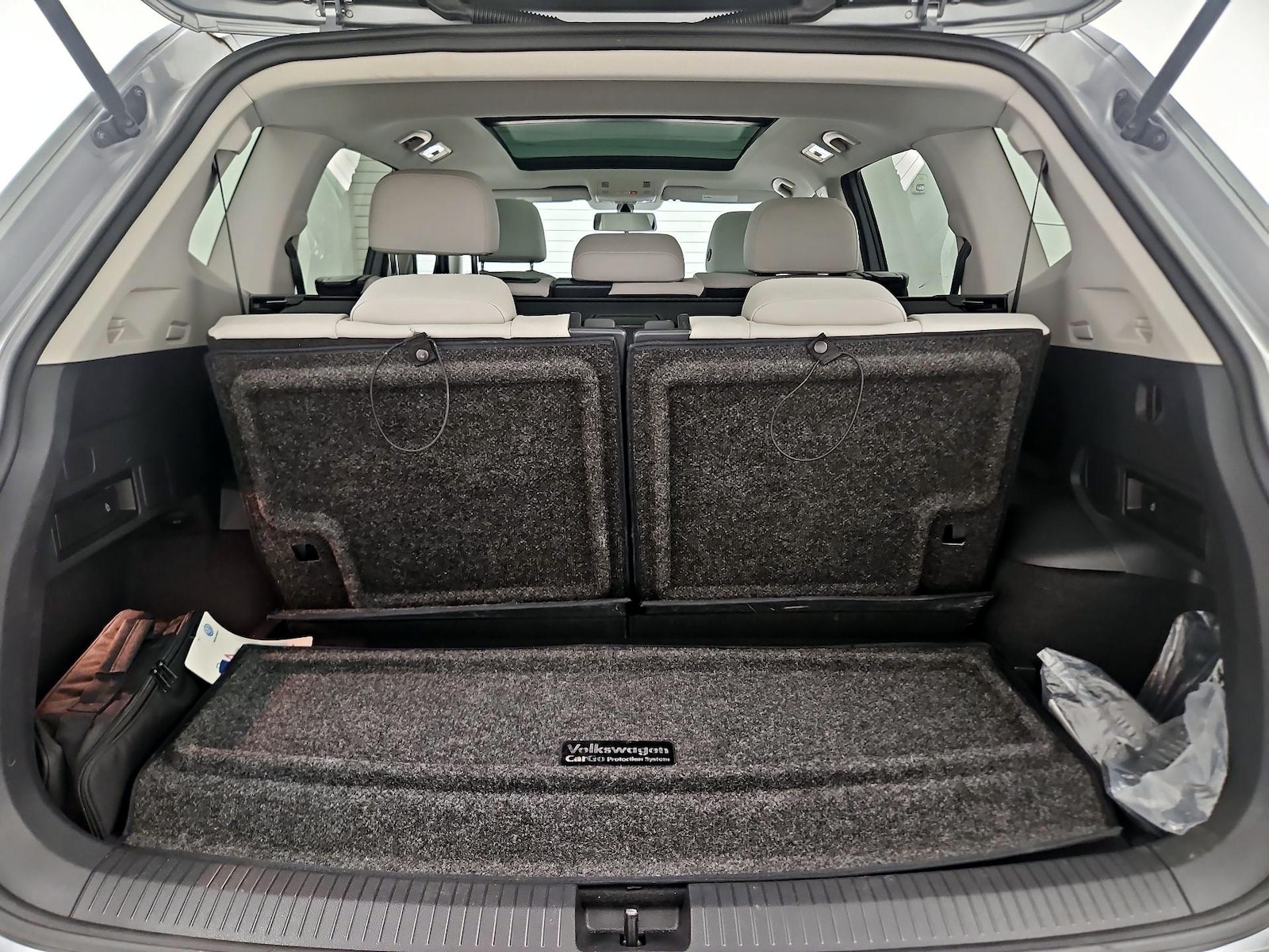 2020 Volkswagen Tiguan SE - Photo 21