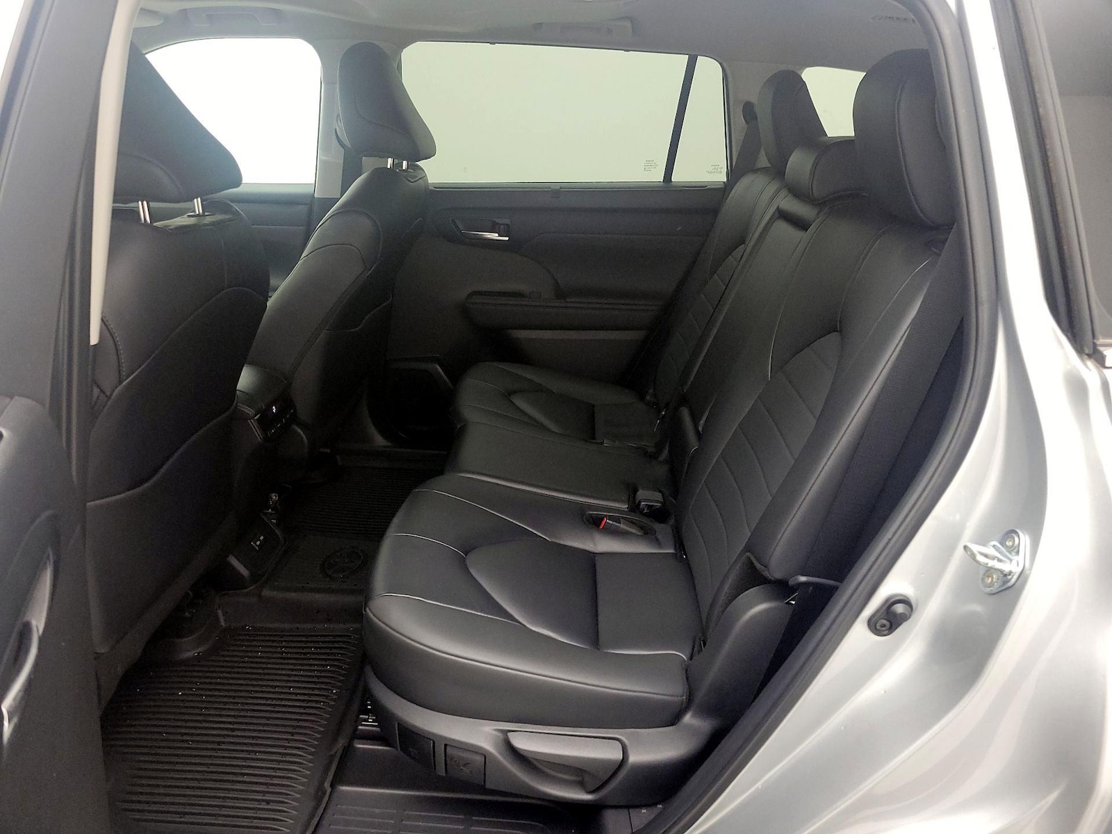 Rear Air Conditioning