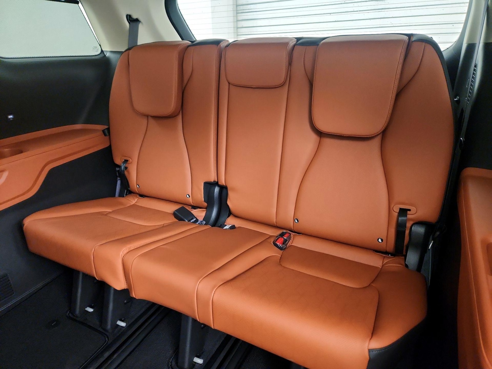 2024 Kia Carnival SX - Photo 22