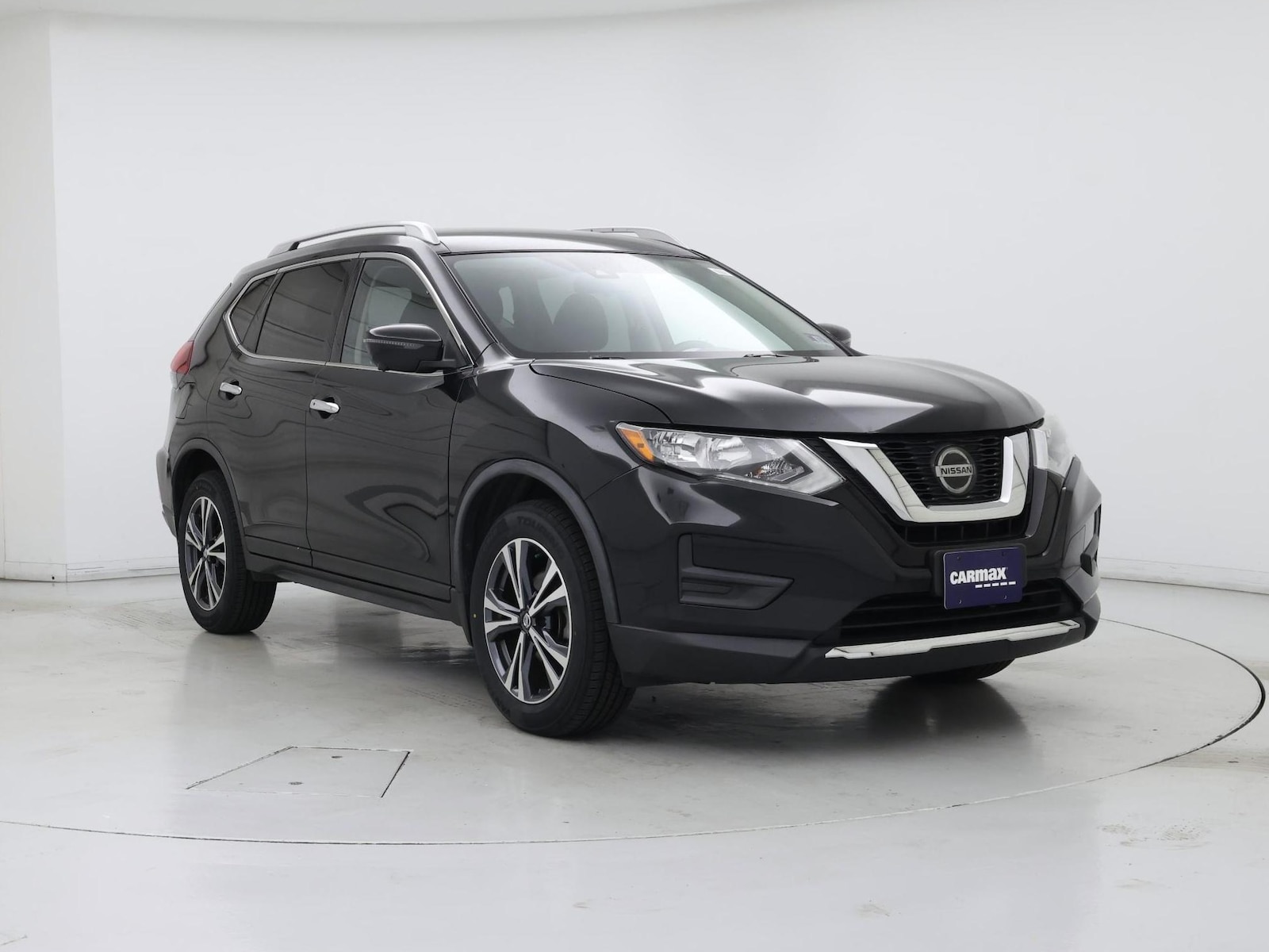 2019 Nissan Rogue SV - Photo 2
