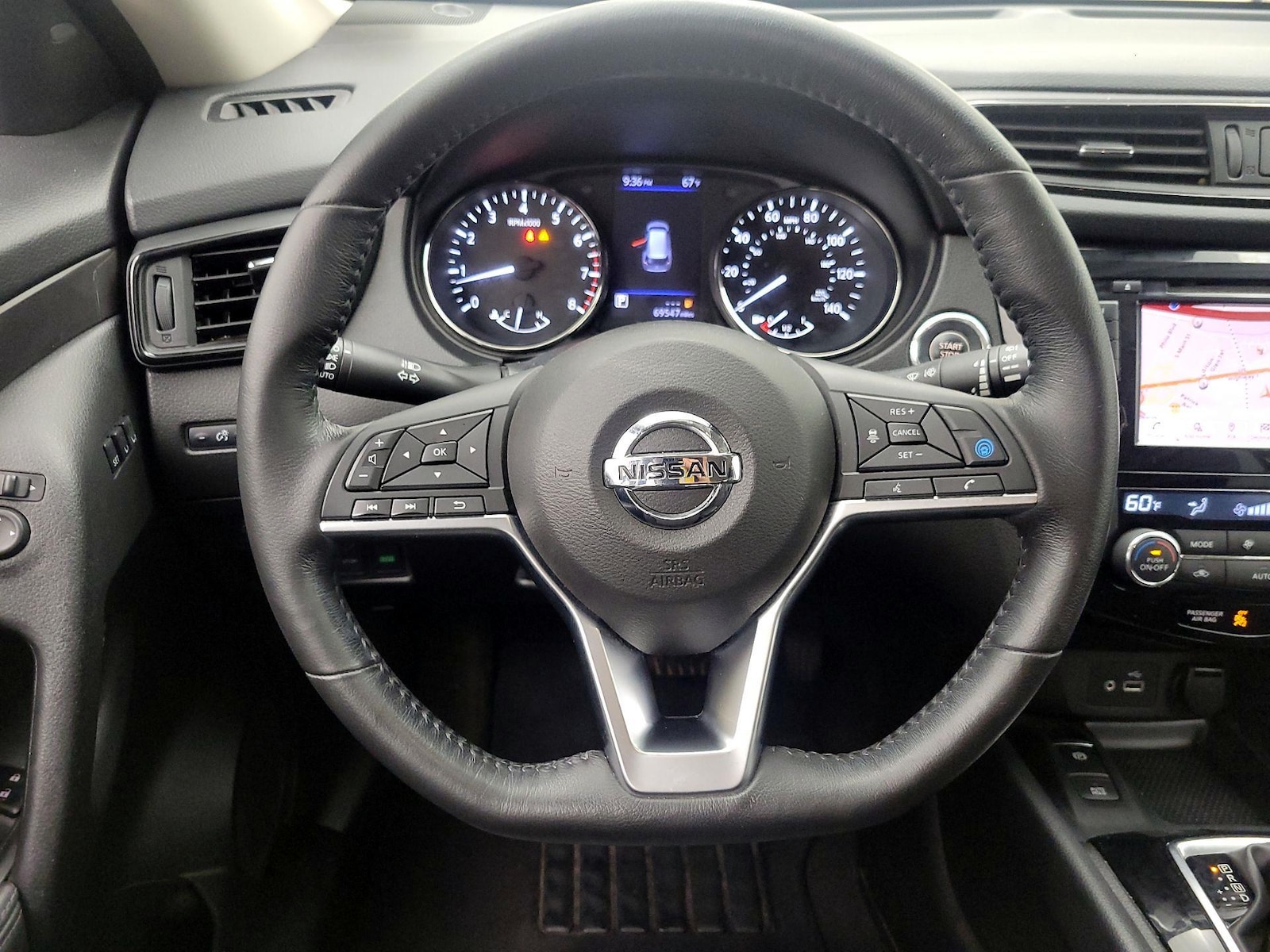 2019 Nissan Rogue SV - Photo 11