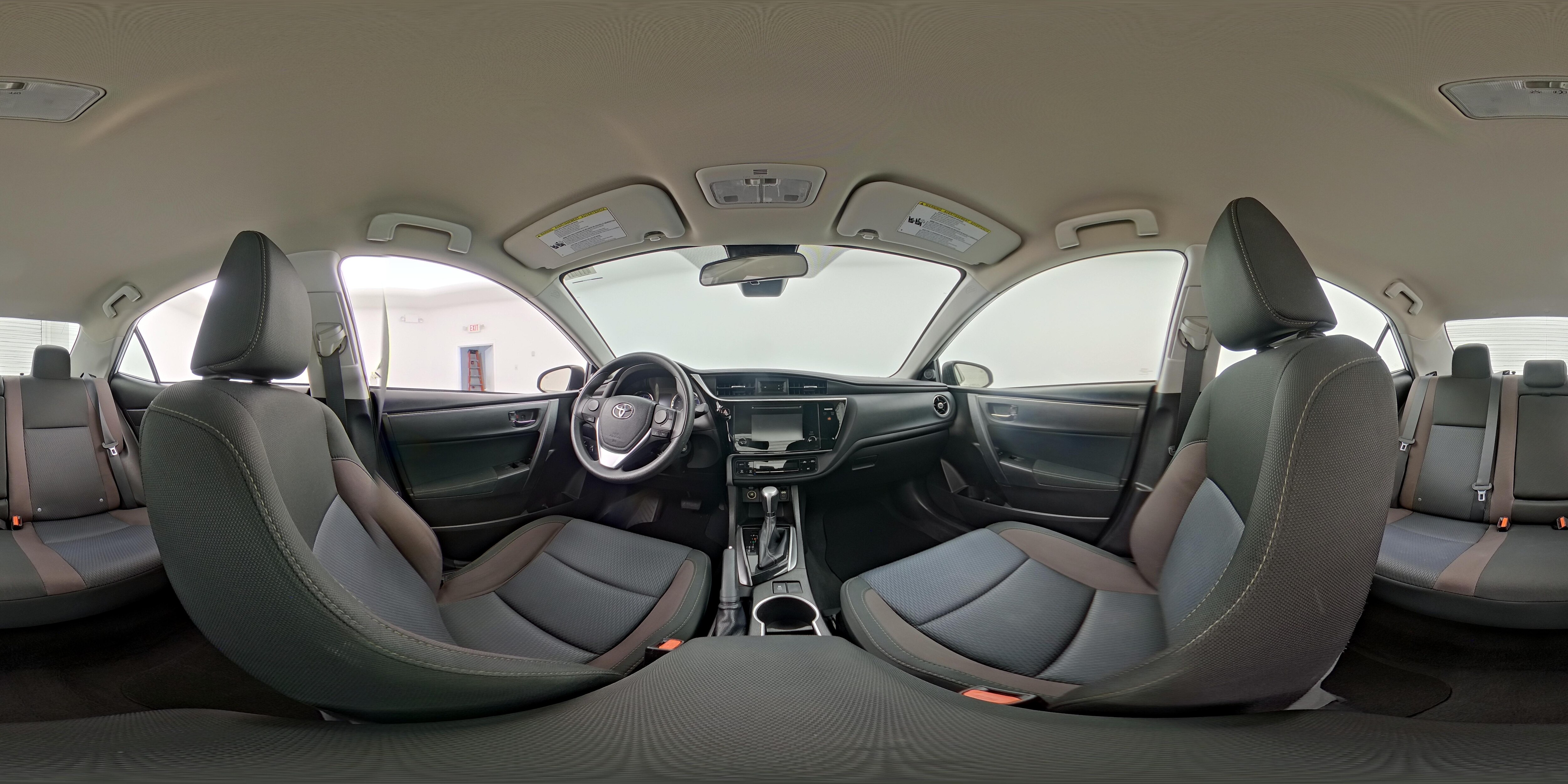2017 Toyota Corolla LE - Photo 24