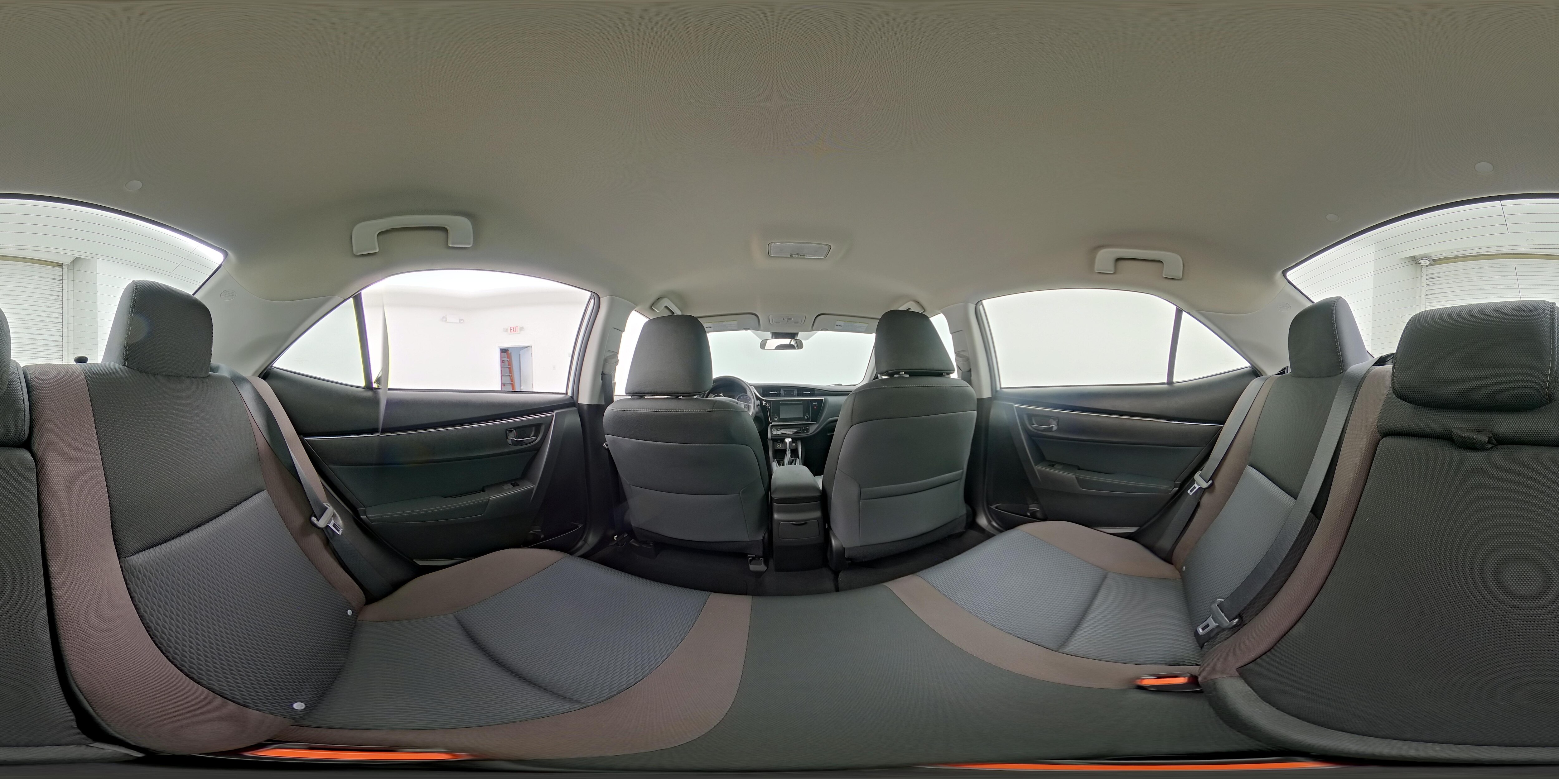 2017 Toyota Corolla LE - Photo 25