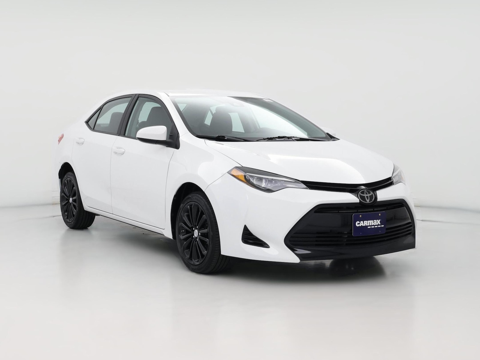 2017 Toyota Corolla LE - Photo 1
