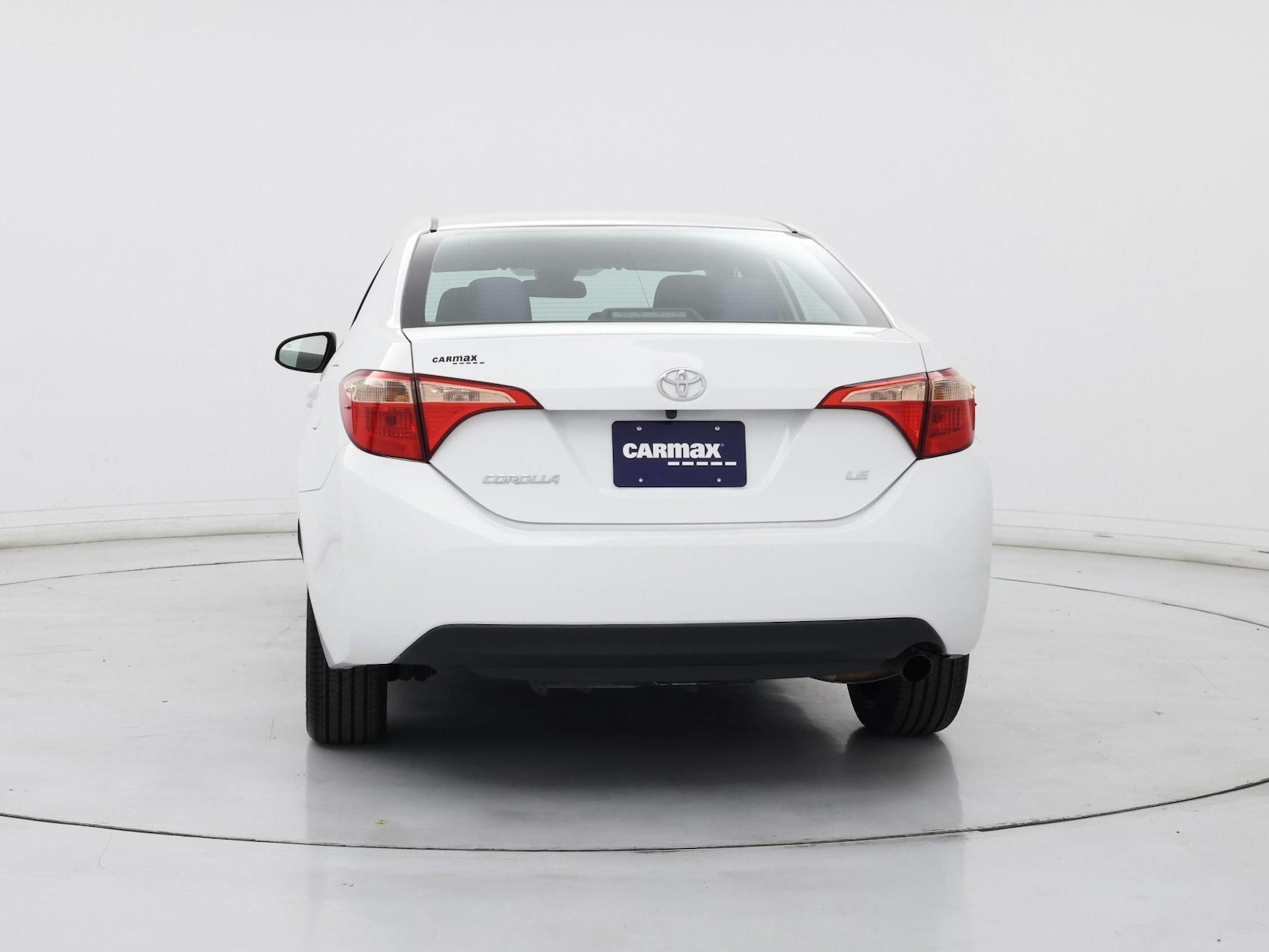 2017 Toyota Corolla LE - Photo 7