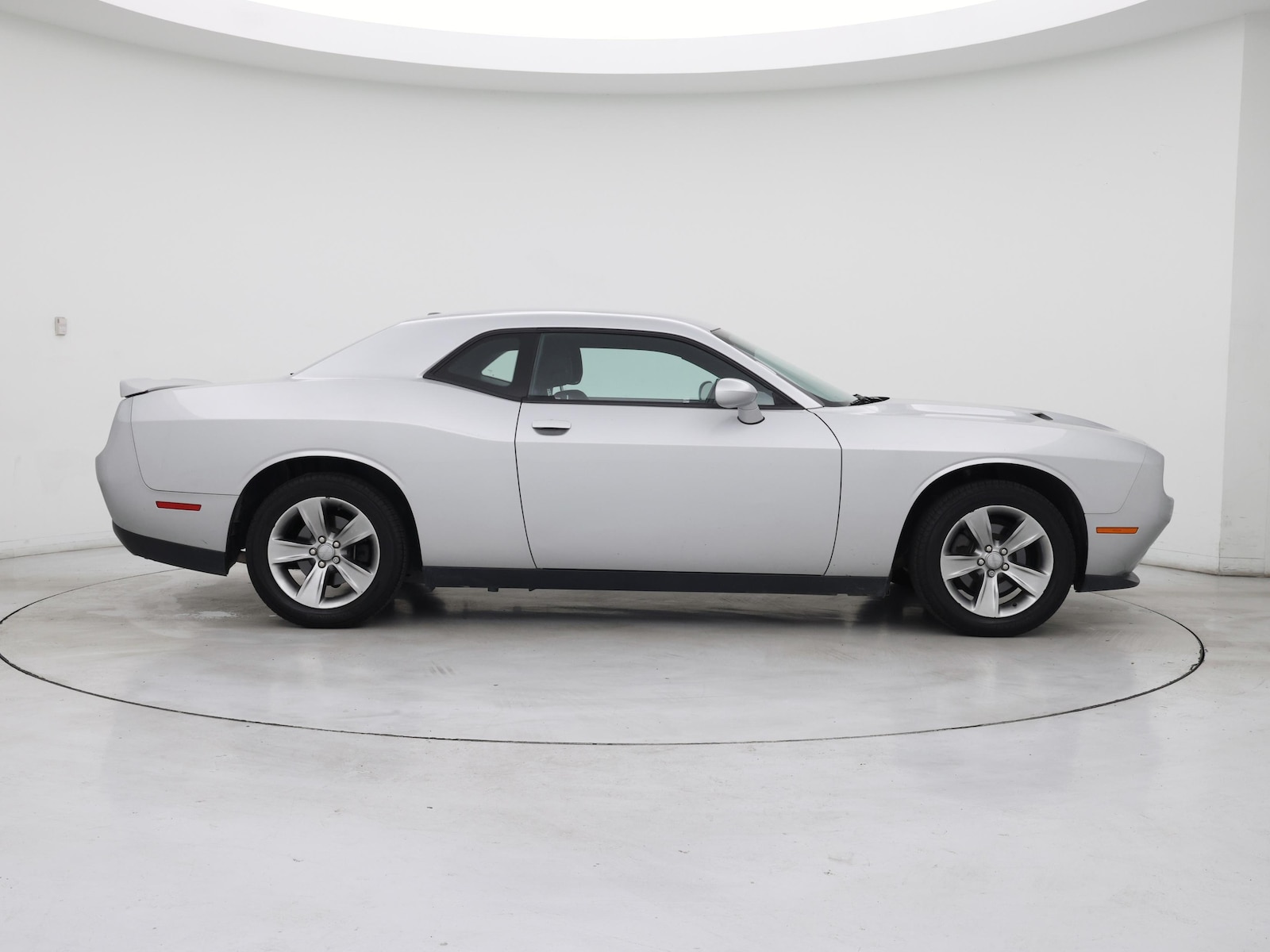 2019 Dodge Challenger SXT - Photo 8