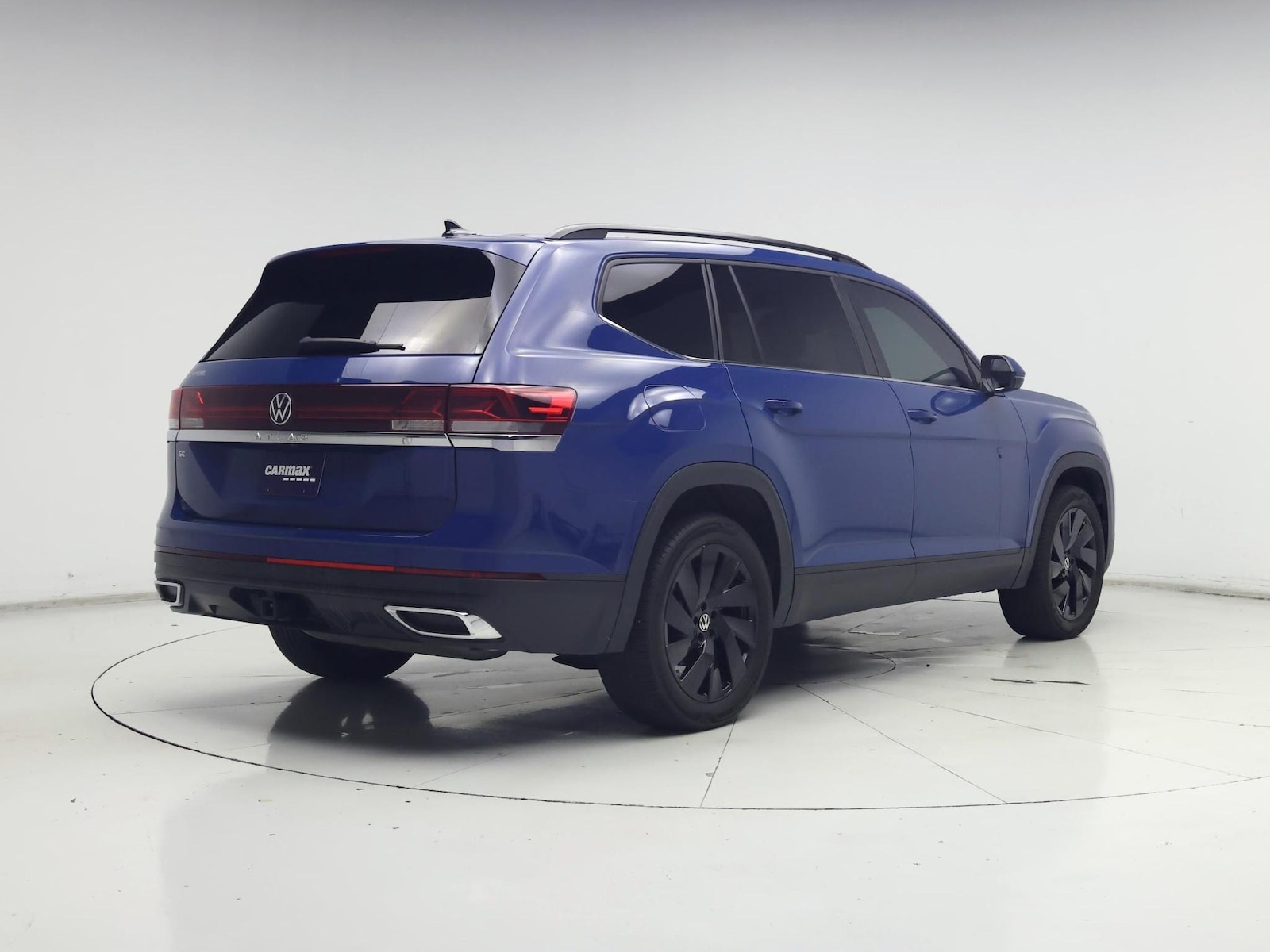 2025 Volkswagen Atlas SE w/Tech - Photo 9