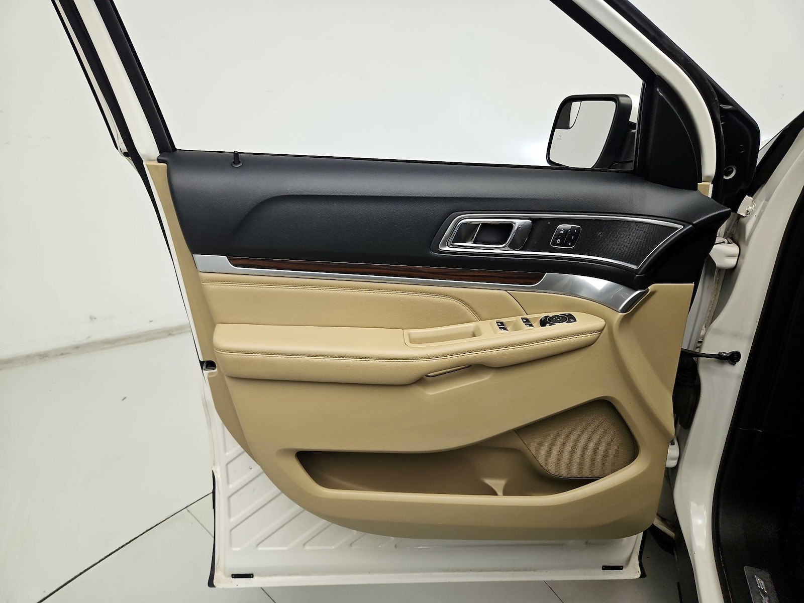 2016 Ford Explorer Limited - Photo 13