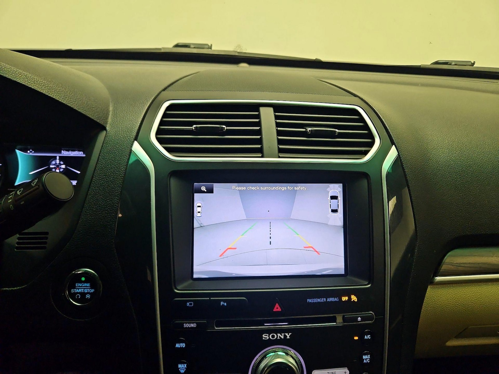 2016 Ford Explorer Limited - Photo 15