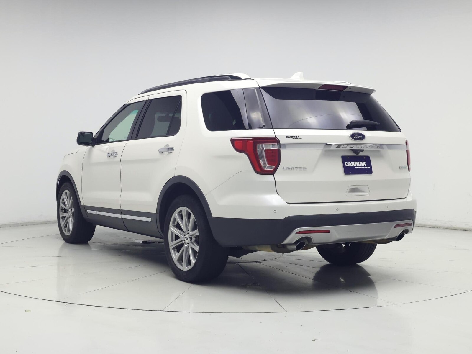 2016 Ford Explorer Limited - Photo 3