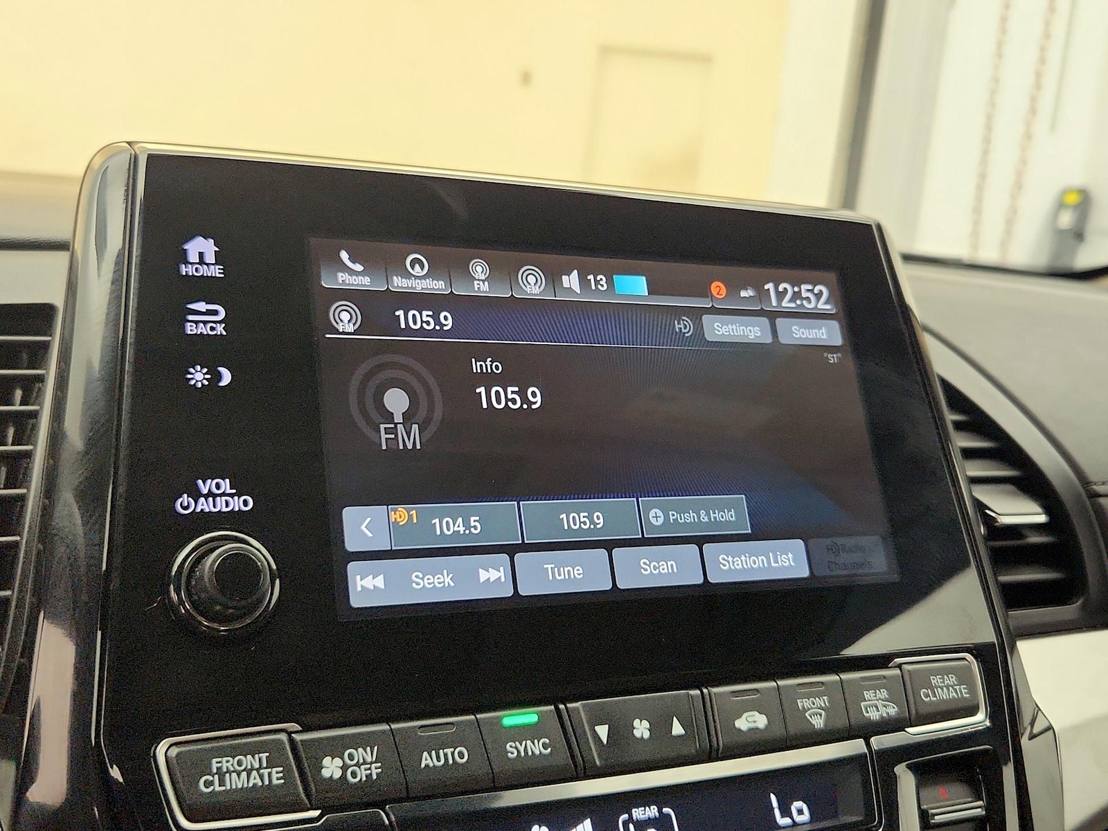 2018 Honda Odyssey Elite - Photo 17