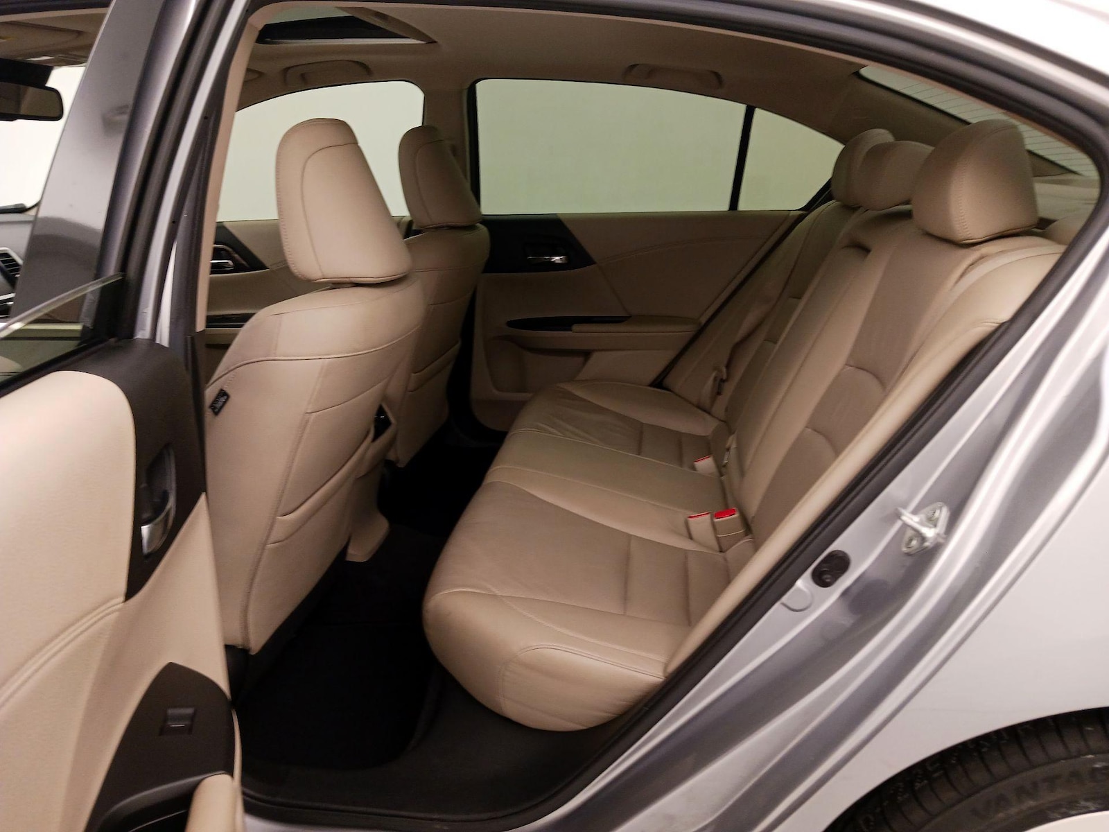 2017 Honda Accord Hybrid EX-L - Photo 21
