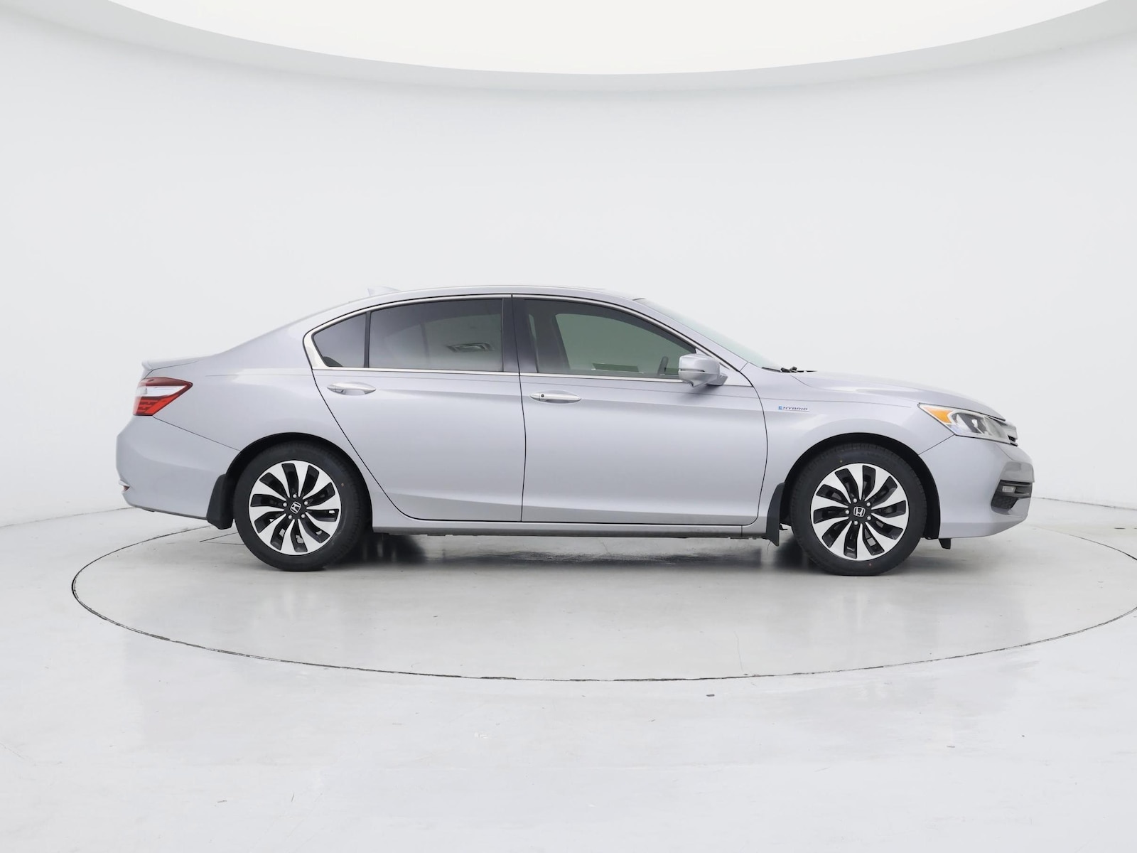 2017 Honda Accord Hybrid EX-L - Photo 8