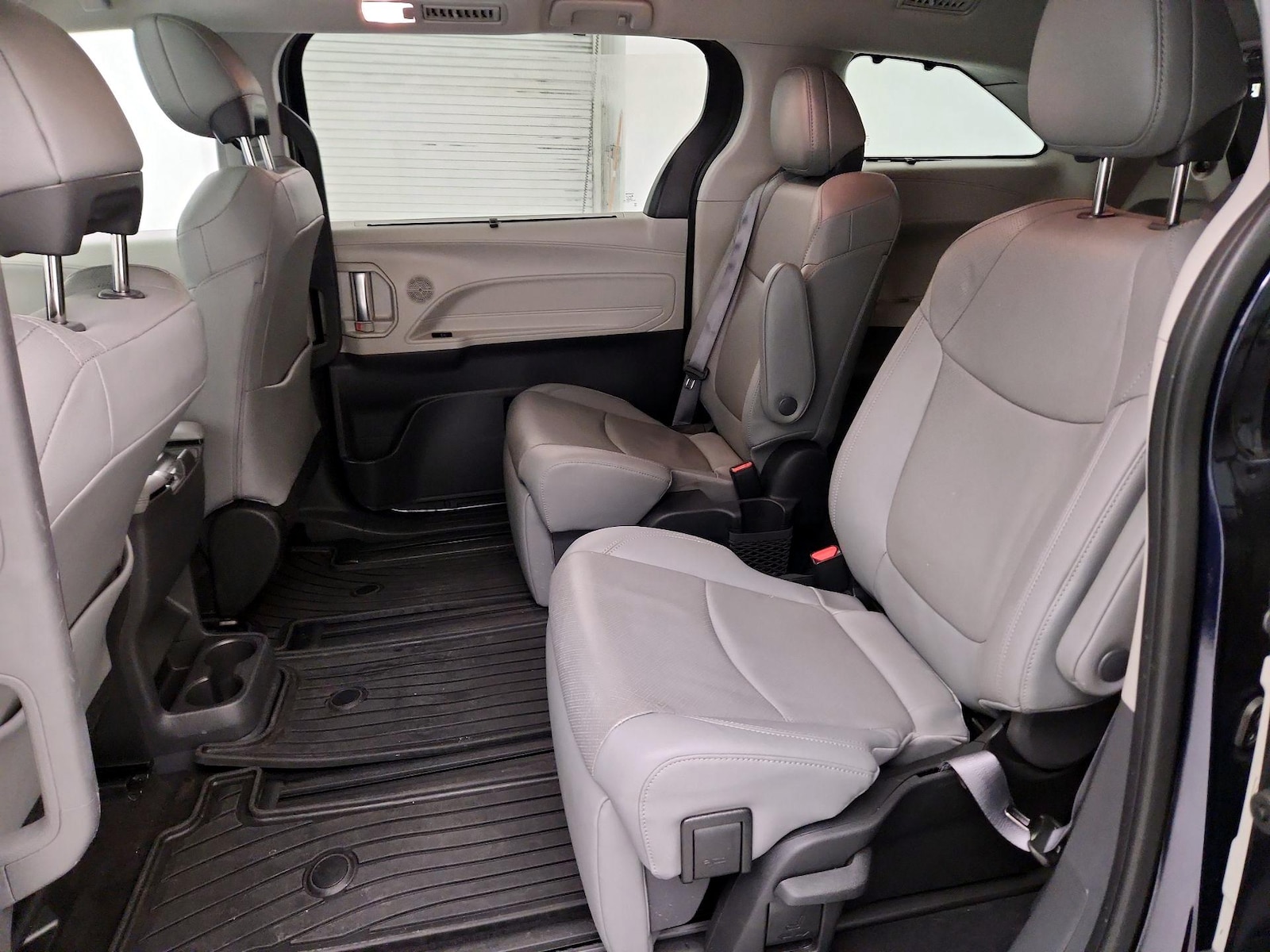2022 Toyota Sienna Limited - Photo 22