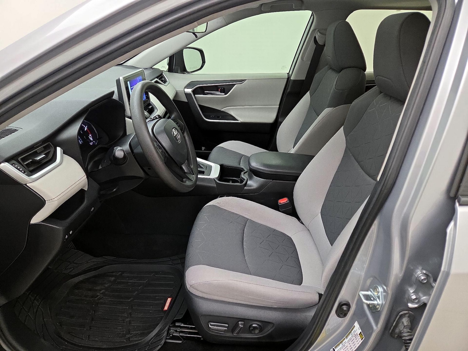 Power Seat(s) & Side Airbags