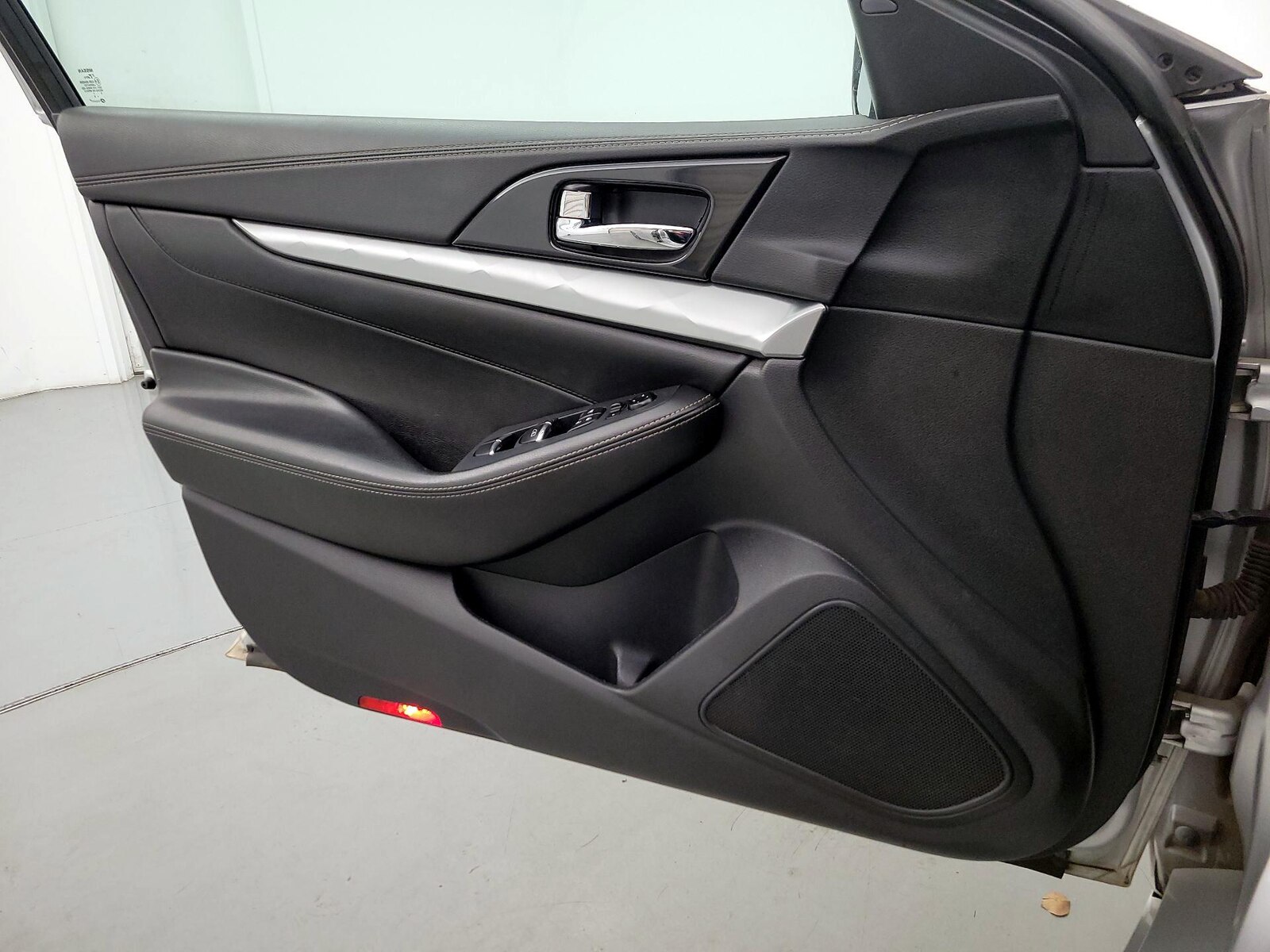 2020 Nissan Maxima SV - Photo 13