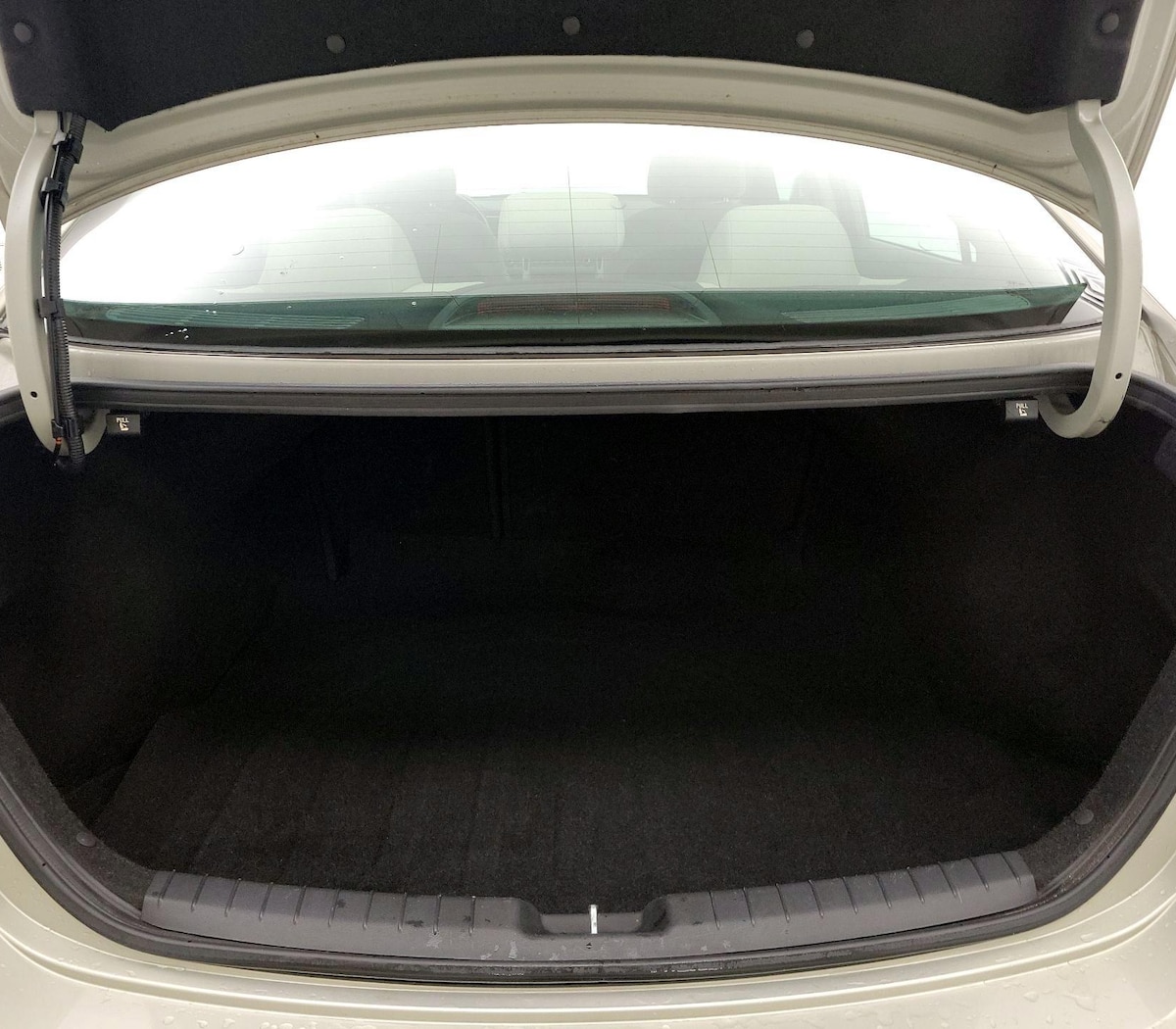 Trunk/Cargo (Seats Up)