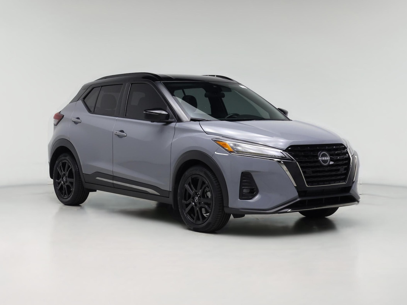 2023 Nissan Kicks