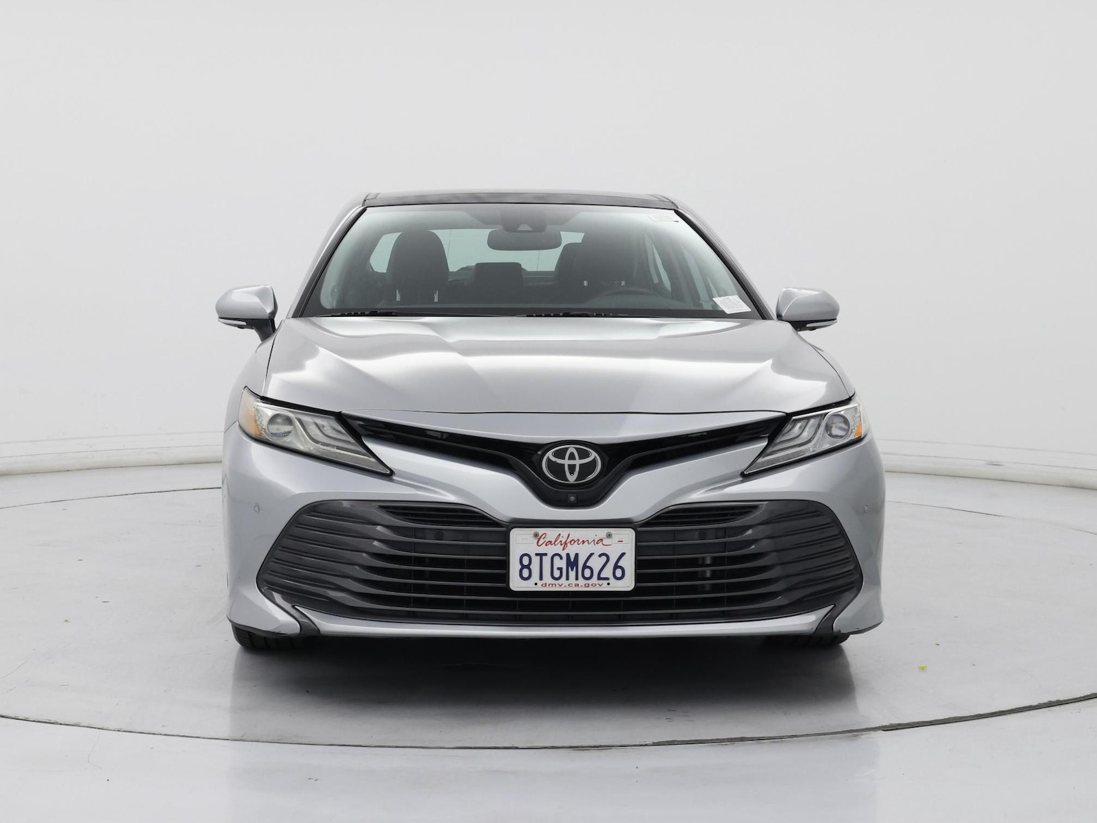 2020 Toyota Camry XLE - Photo 6