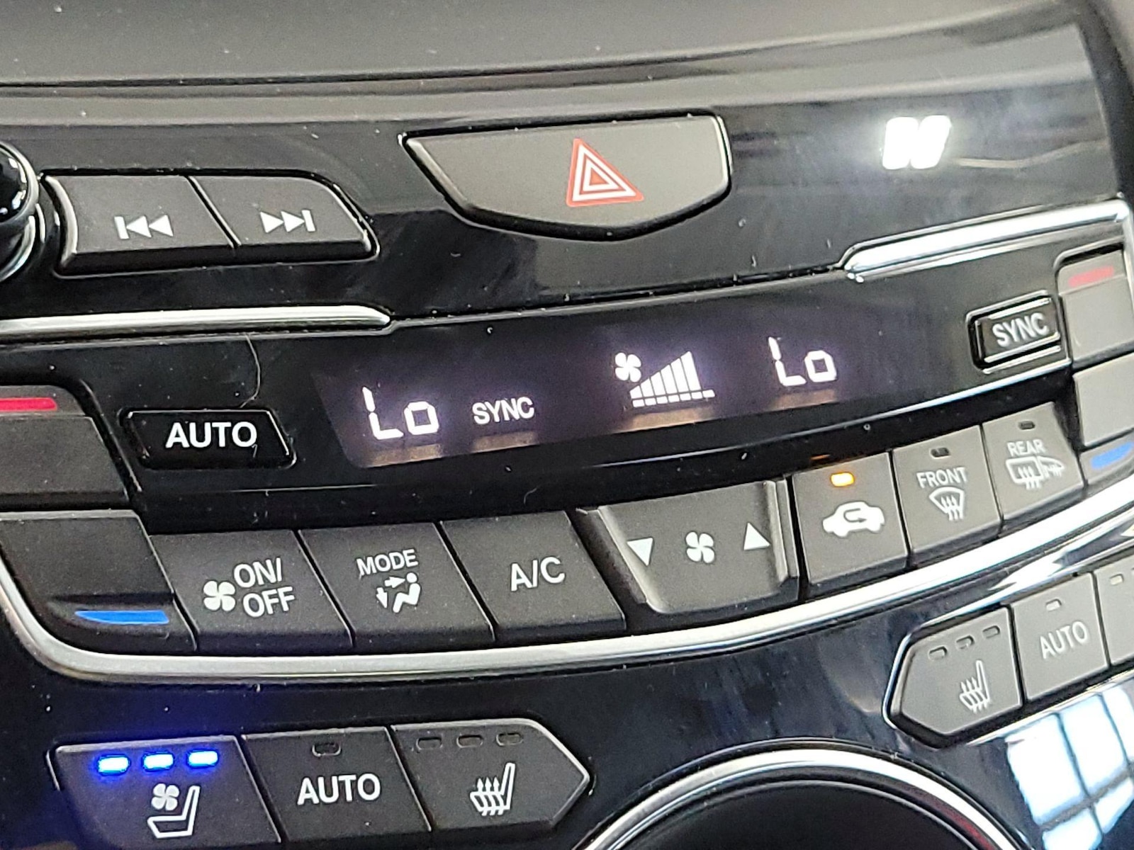 2021 Acura RDX Advance Package - Photo 18