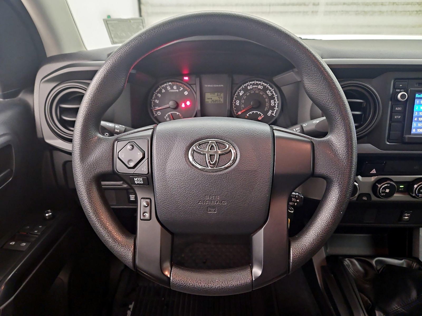 2017 Toyota Tacoma SR - Photo 11