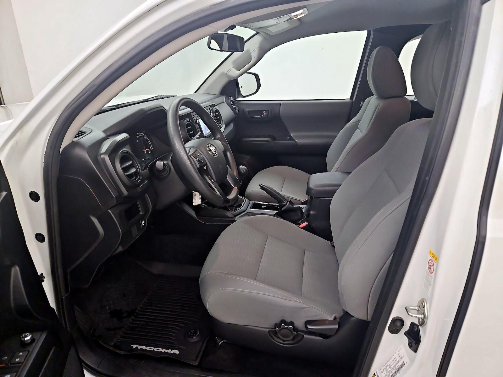 2017 Toyota Tacoma SR - Photo 12