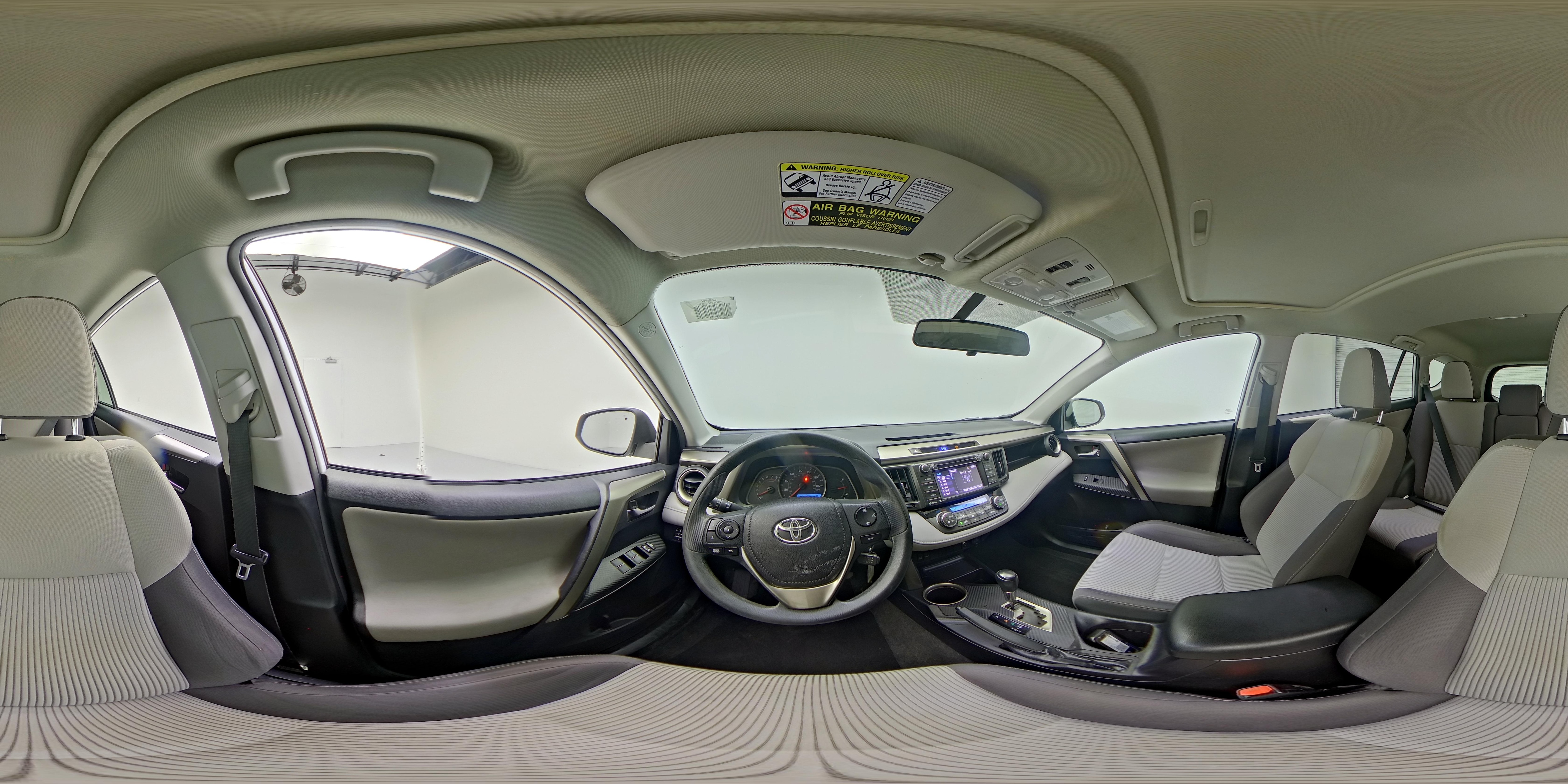 2015 Toyota RAV4 XLE - Photo 27