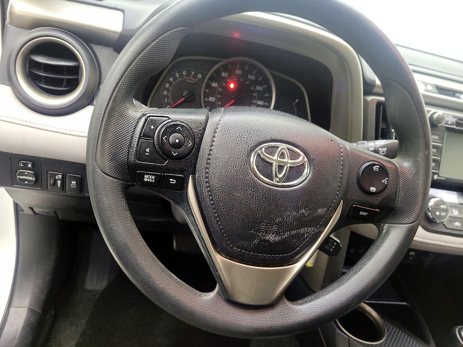 2015 Toyota RAV4 XLE - Photo 11