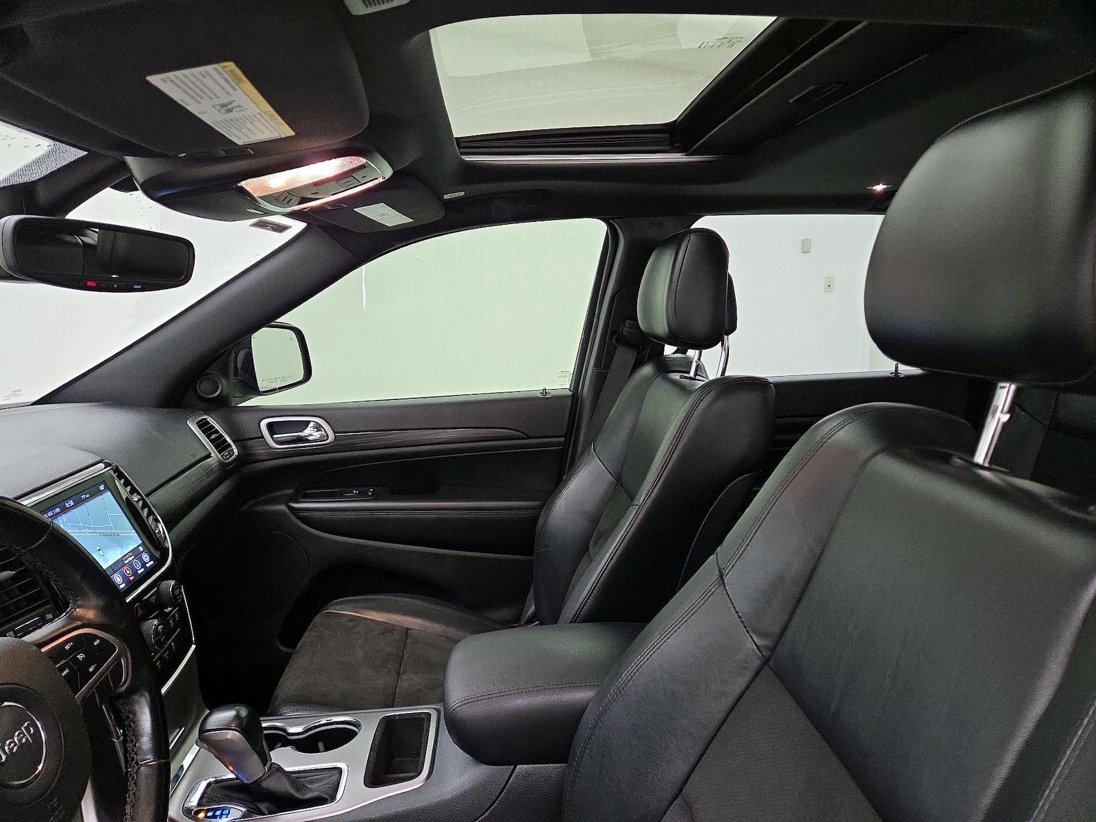 Sunroof(s) & Overhead Airbags