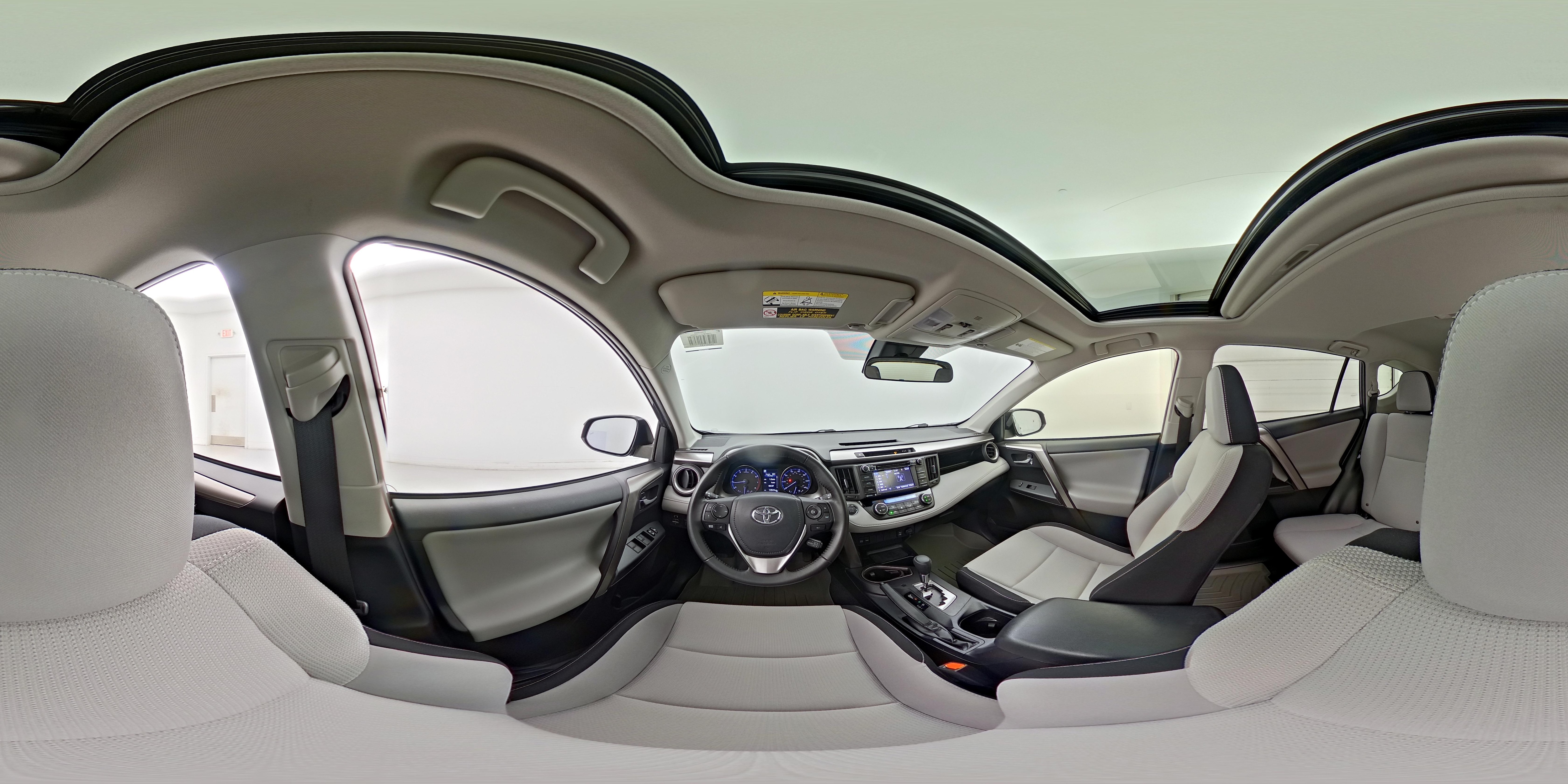 2018 Toyota RAV4 XLE - Photo 27